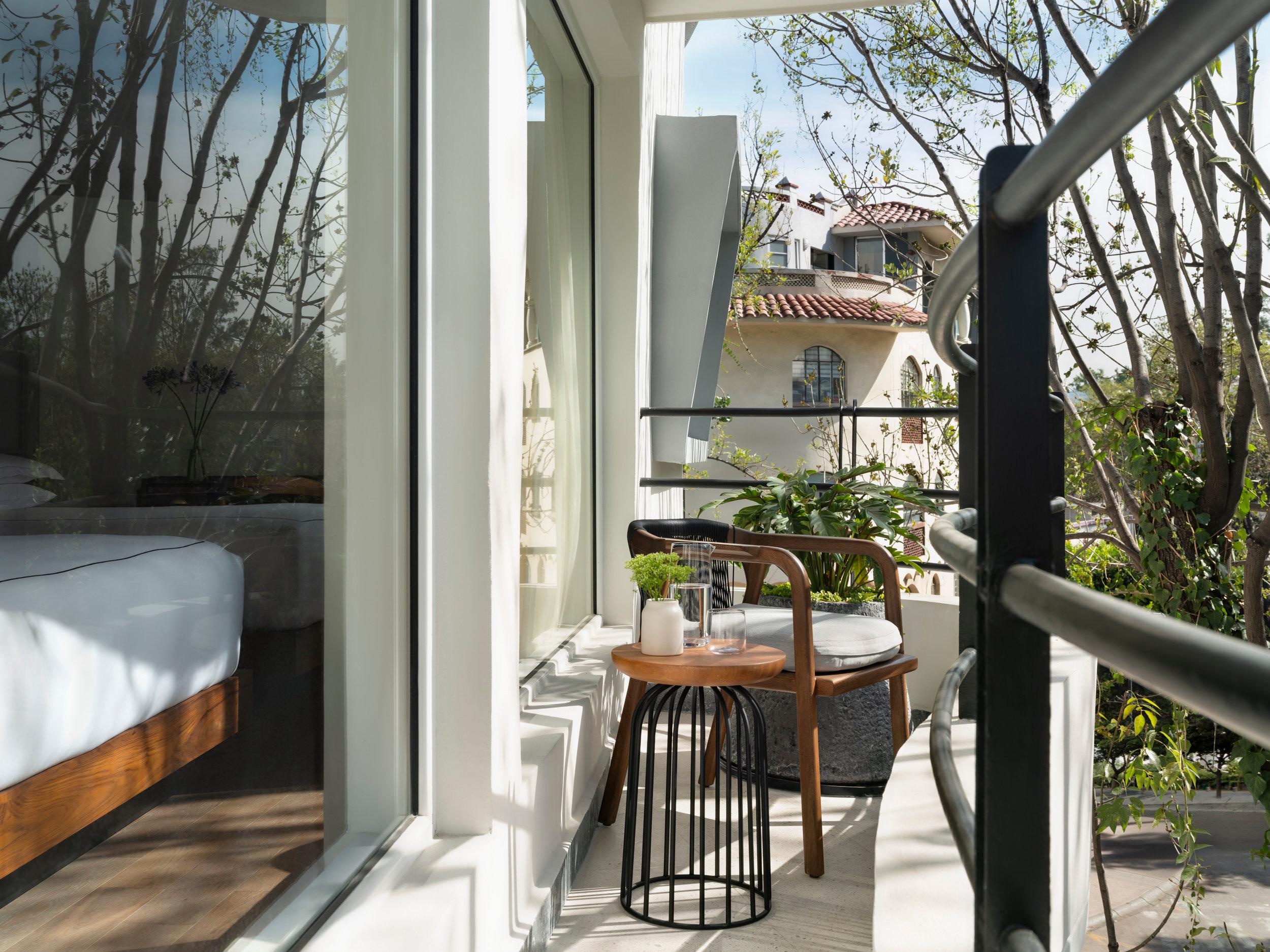 Double Two Queen Beds Premium