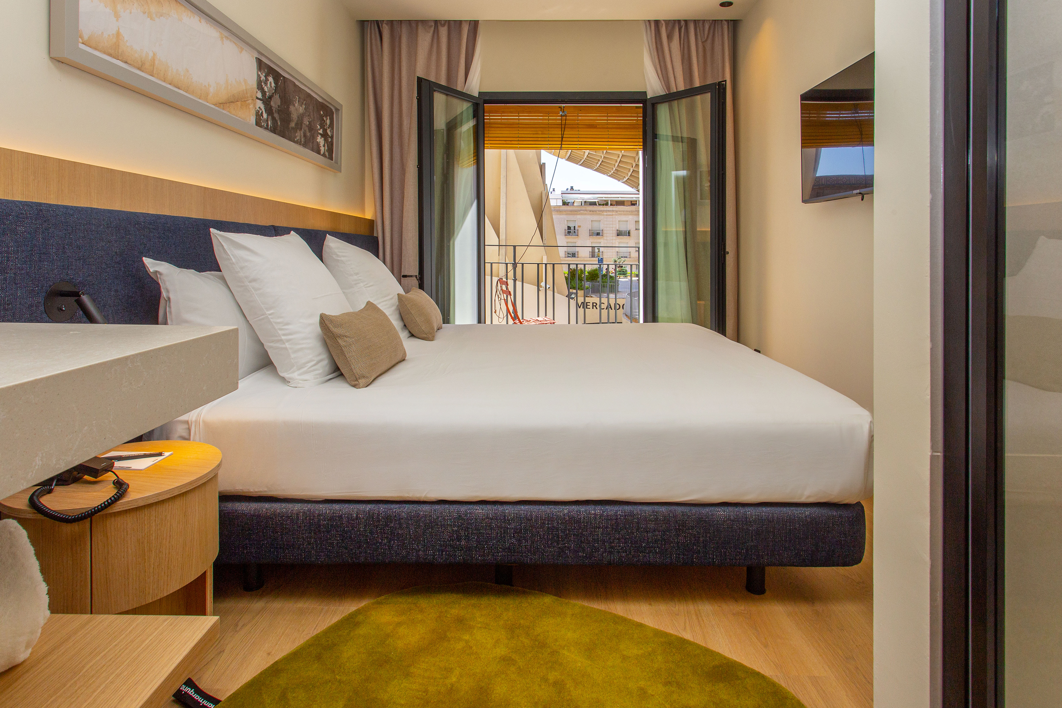 Double Single Superior with Balcony