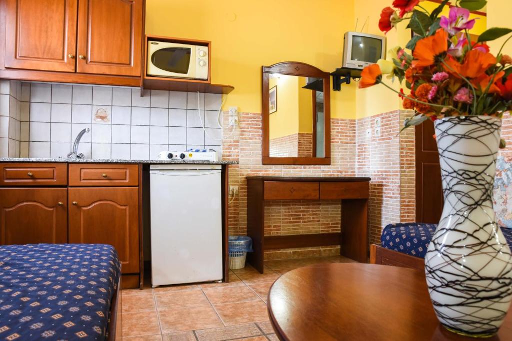 Quadruple One Bedroom