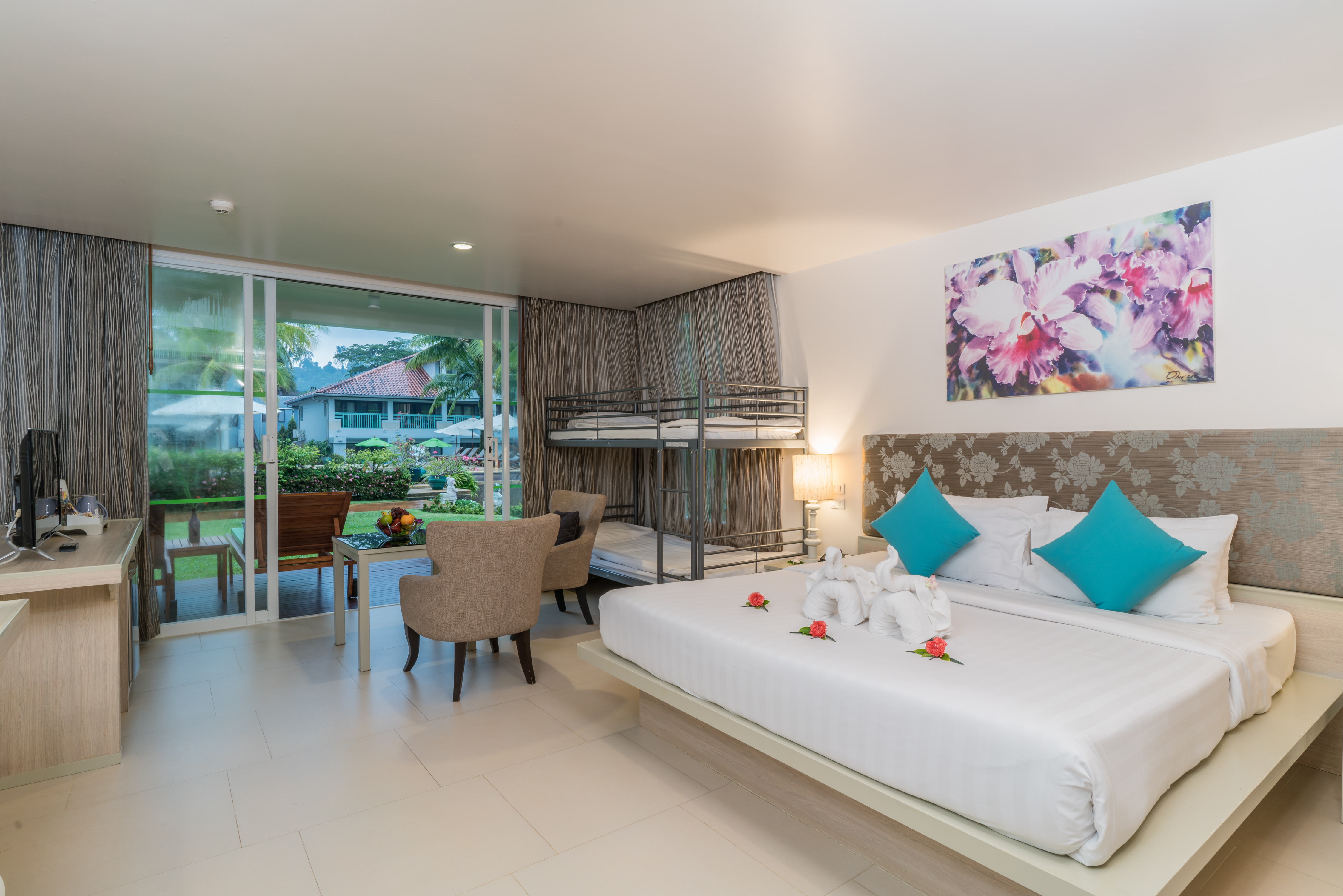 Family Room Garden View