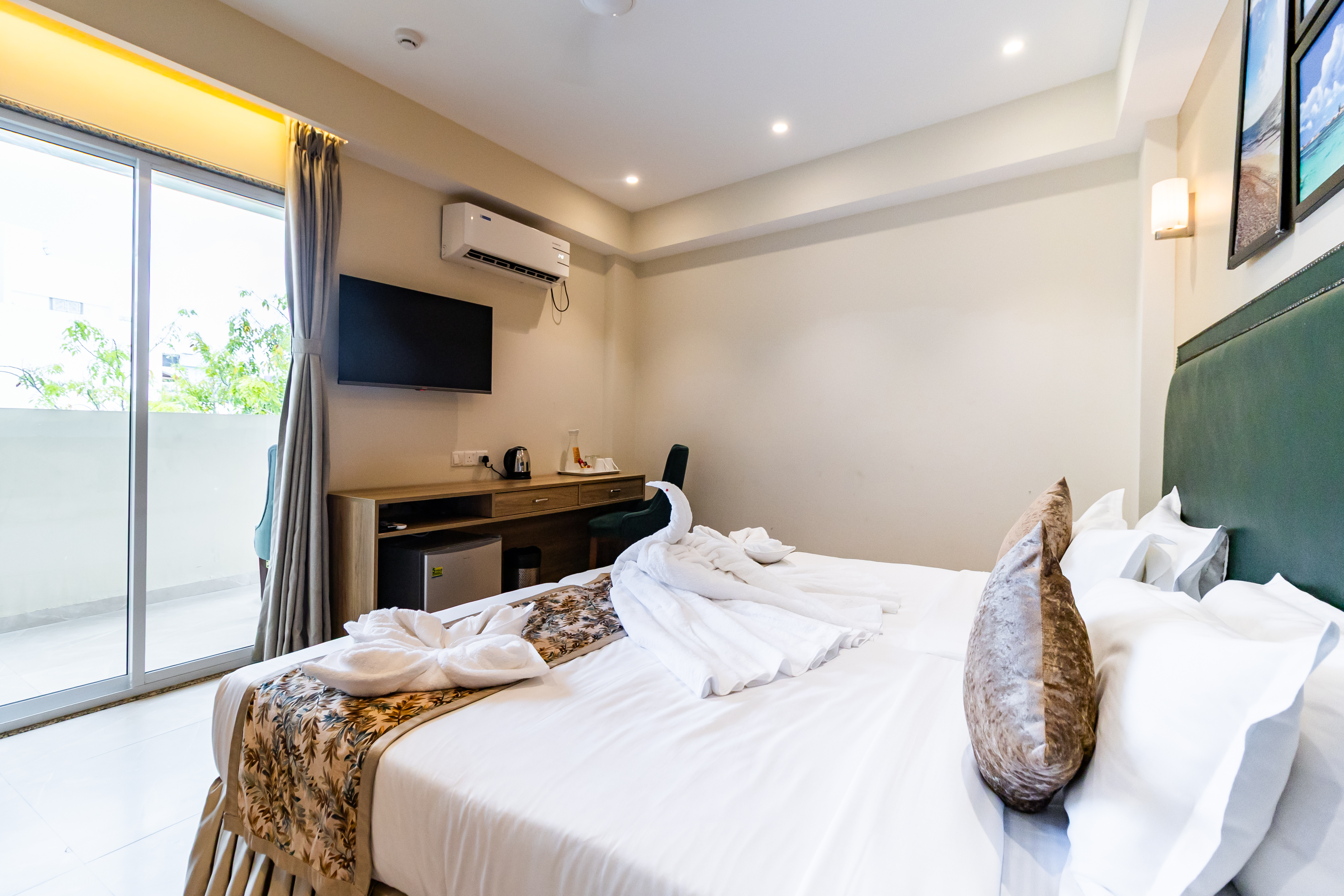 Double or Twin Superior