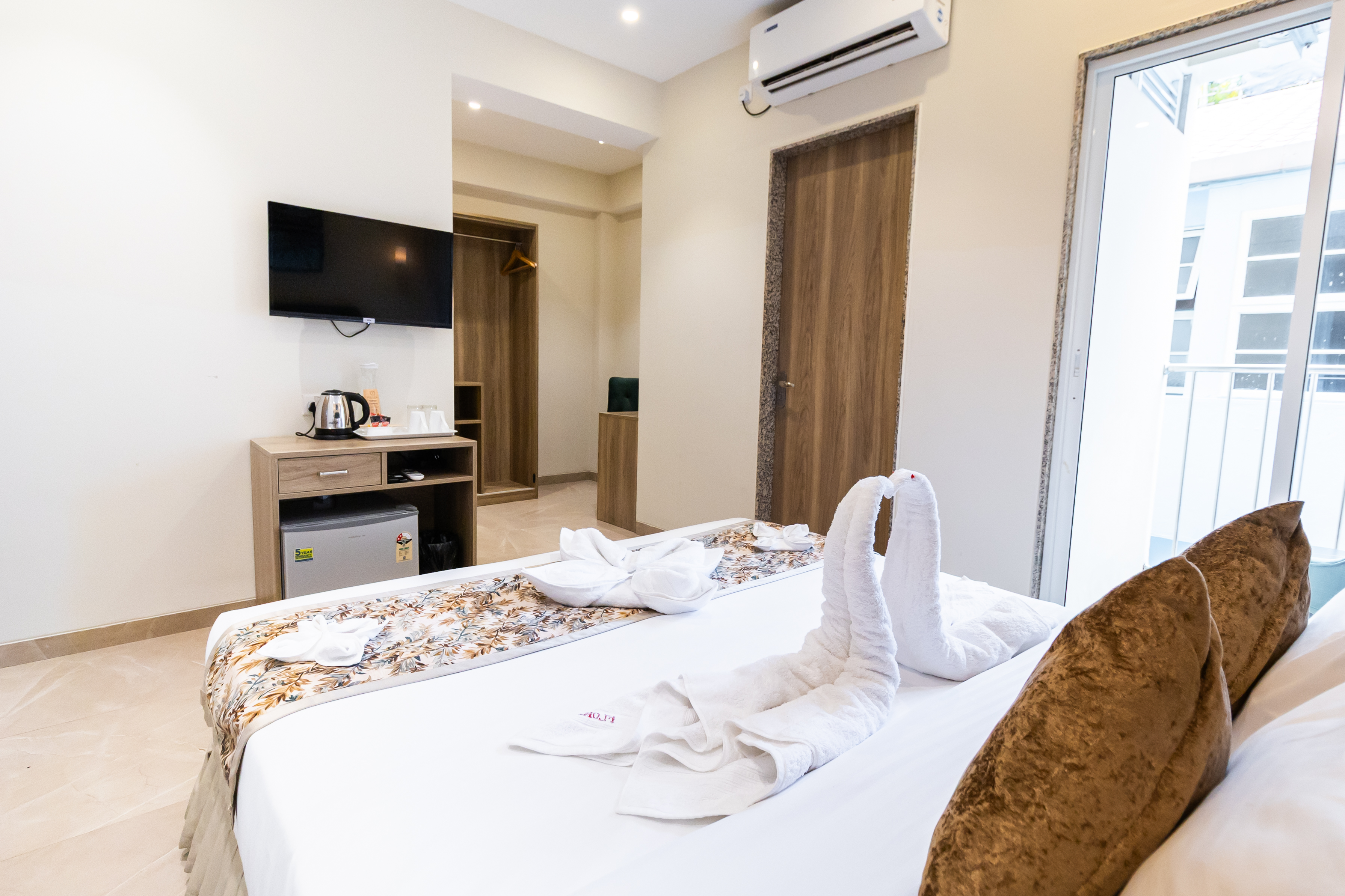 Double or Twin Executive