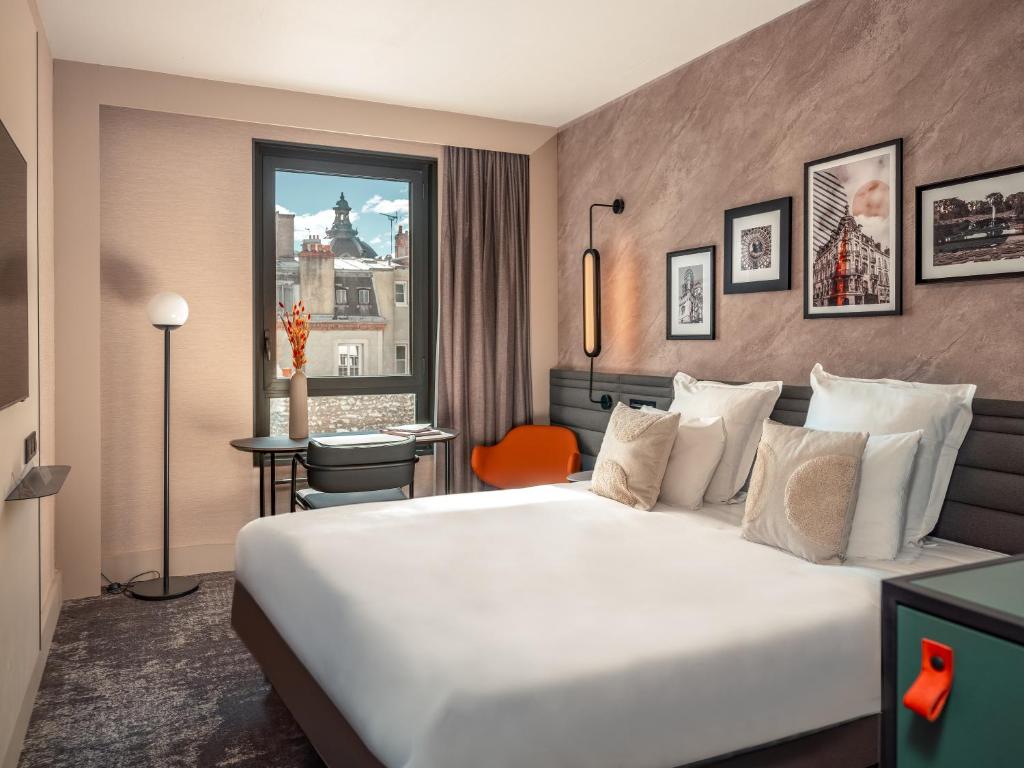 Double Superior with Double Bed