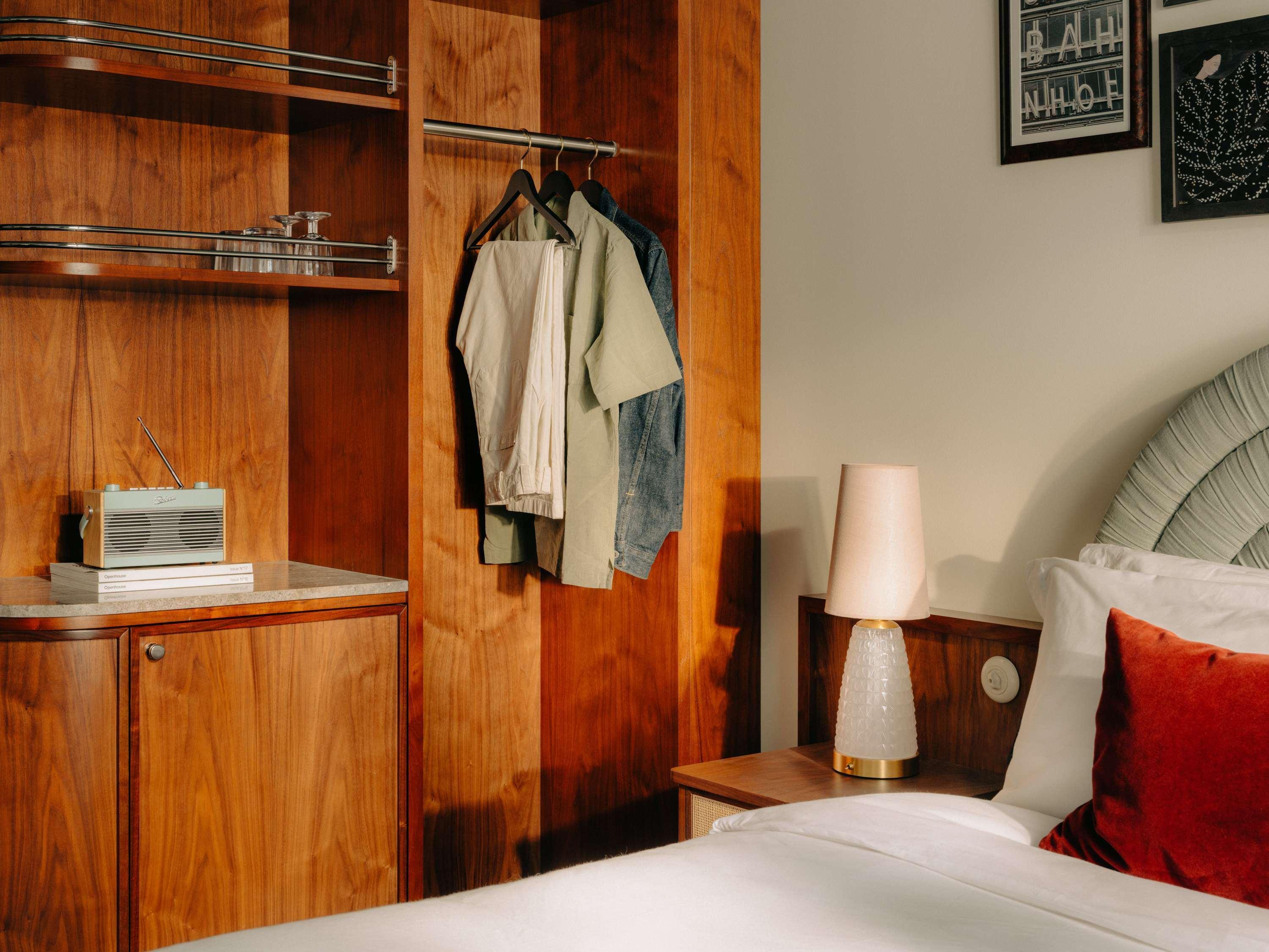 Double Queen Size Bed