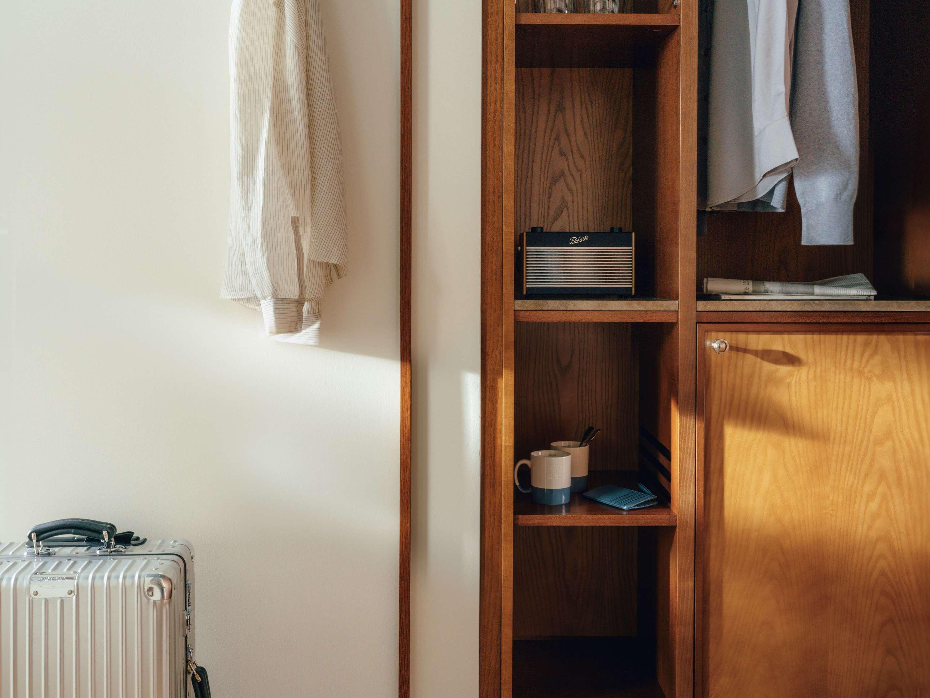 Double Queen Size Bed