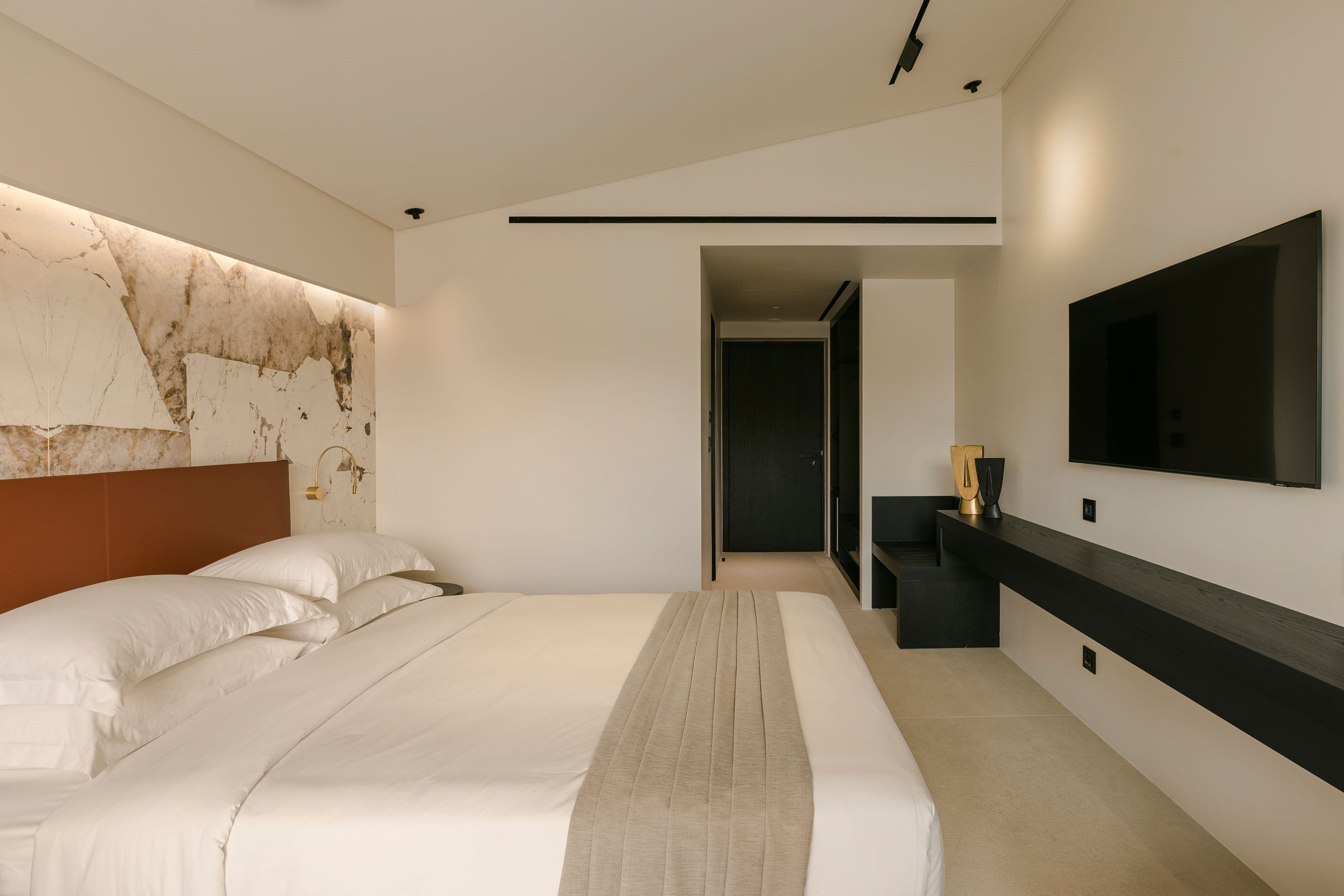 Double Side Sea View One Bedroom