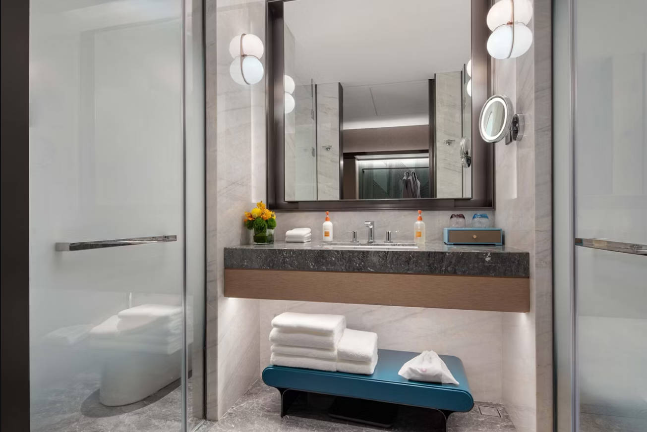 Double King Size Bed