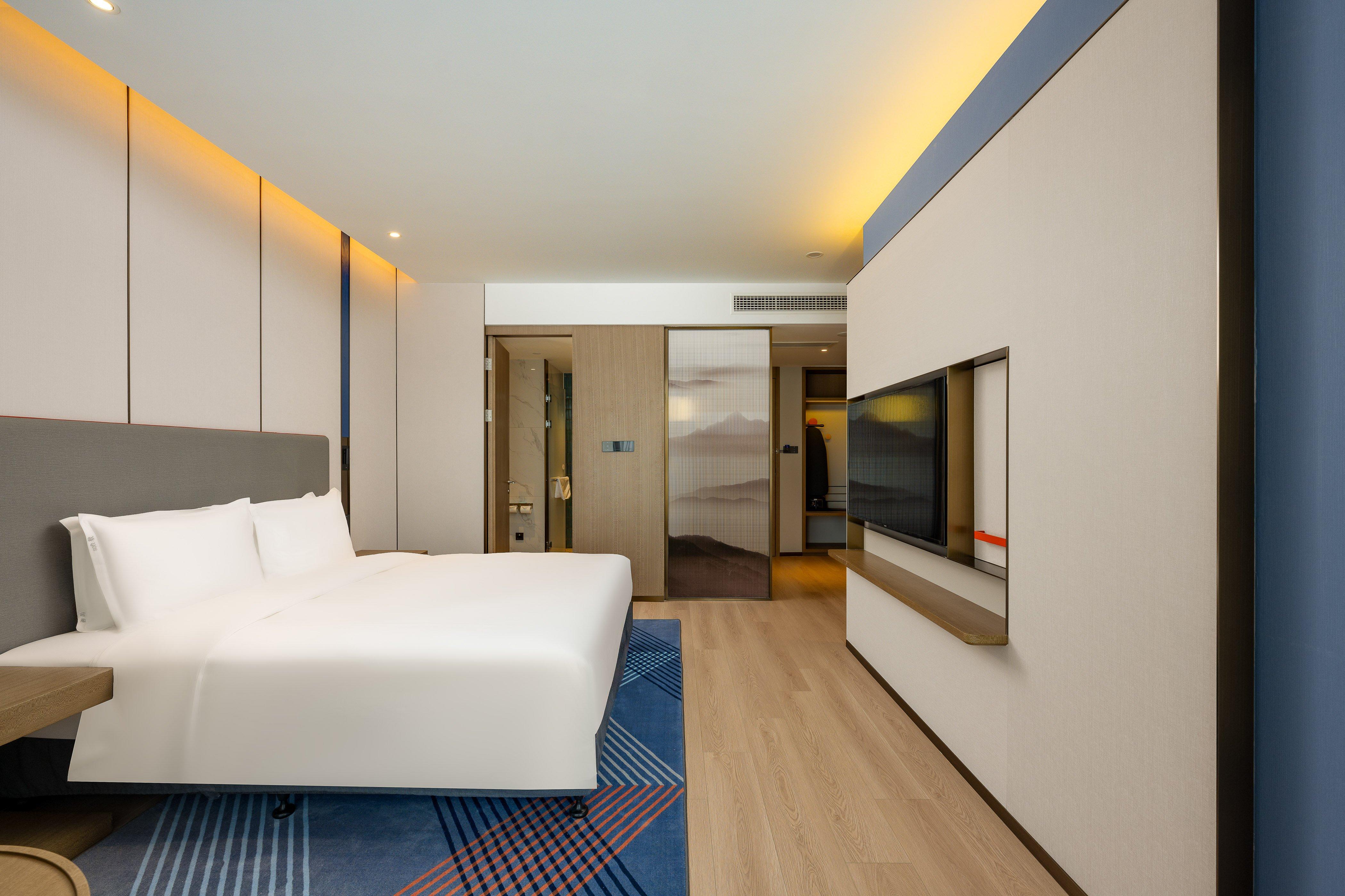 Double King Size Bed