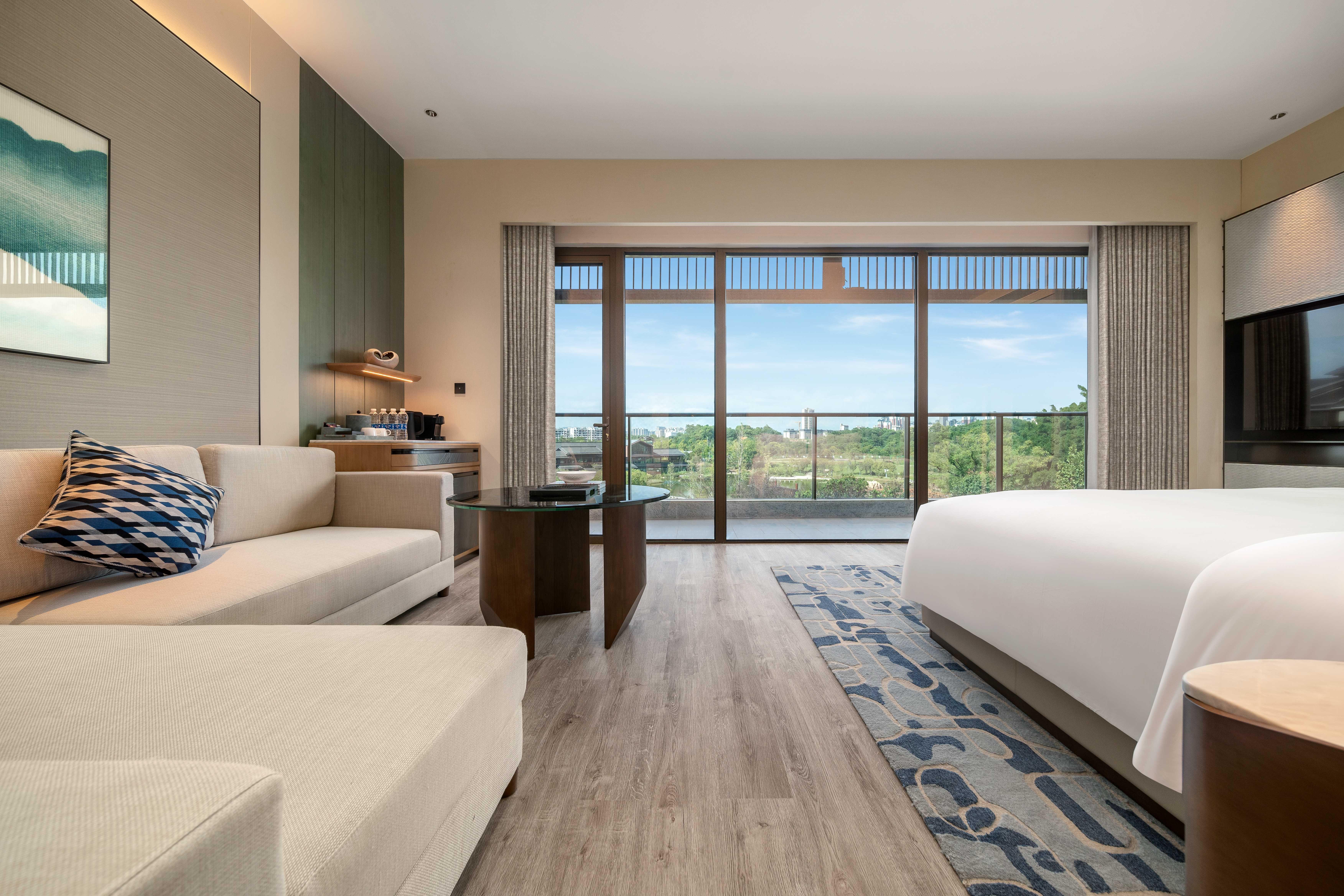 Suite King Bed One Bedroom 