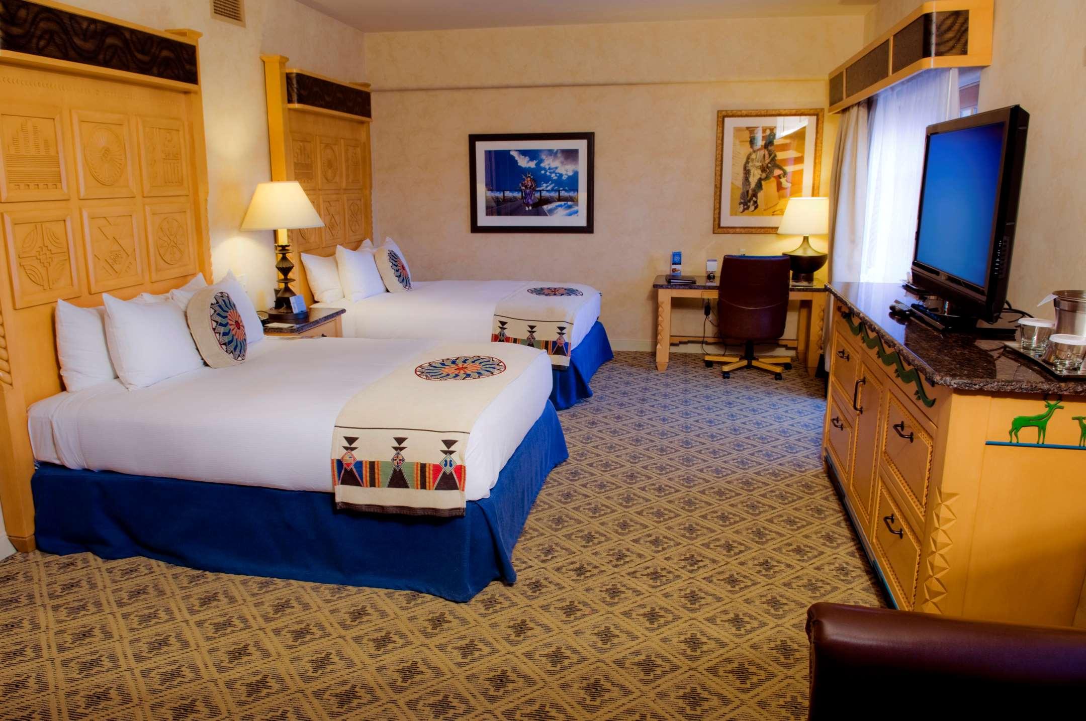 Suite Two Queen Beds