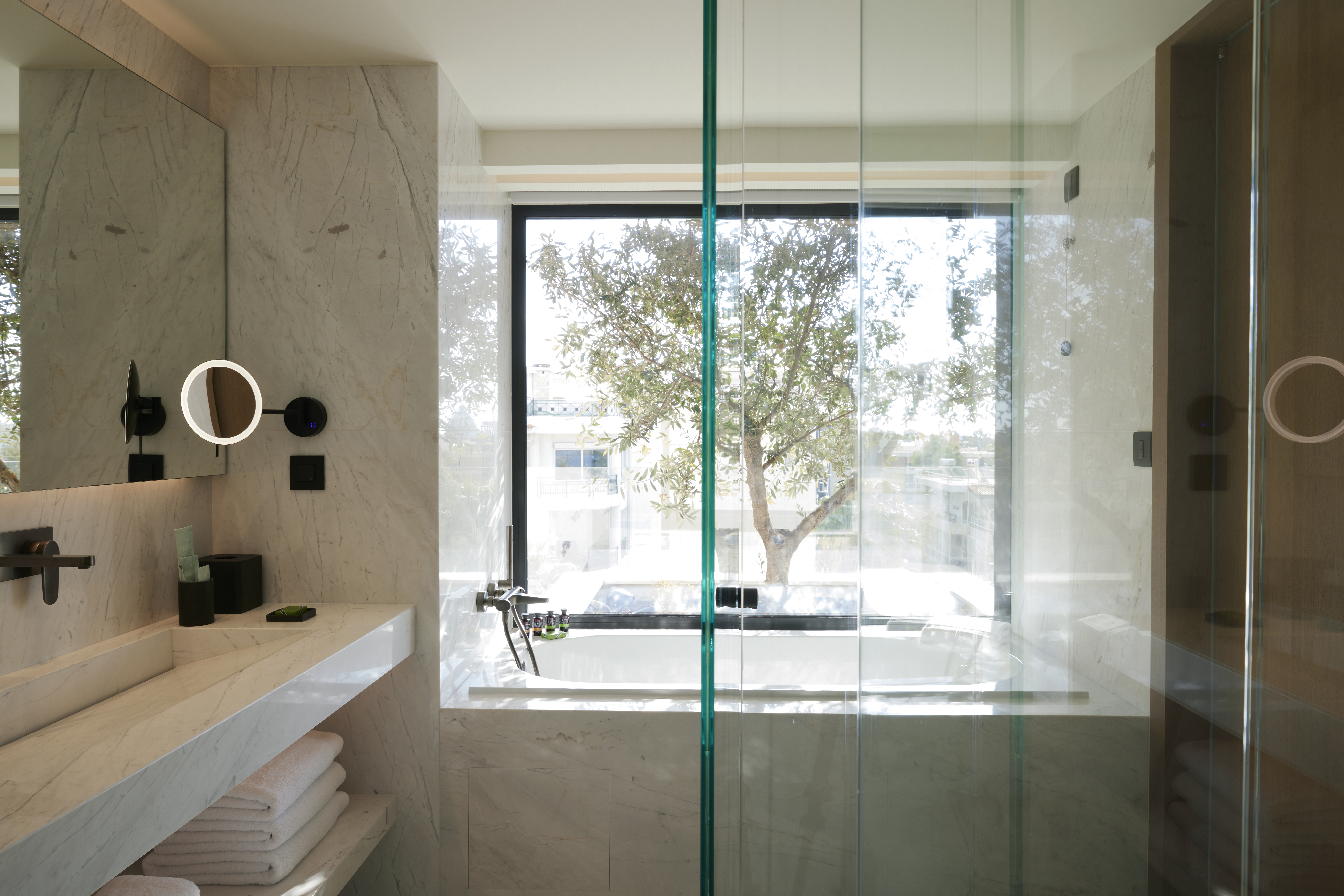 Suite Side Sea View One Bedroom