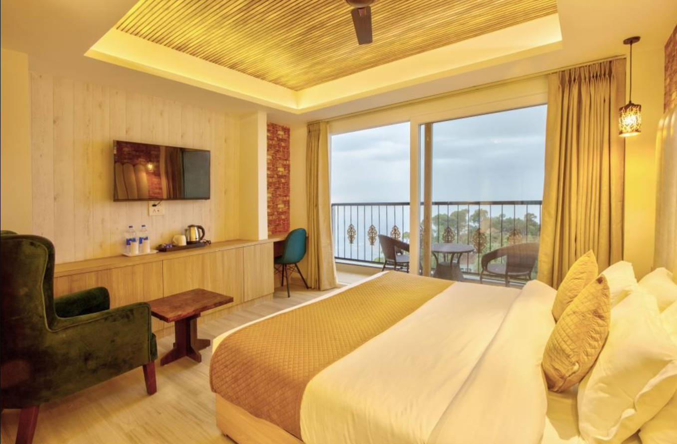 Double Deluxe with Balcony