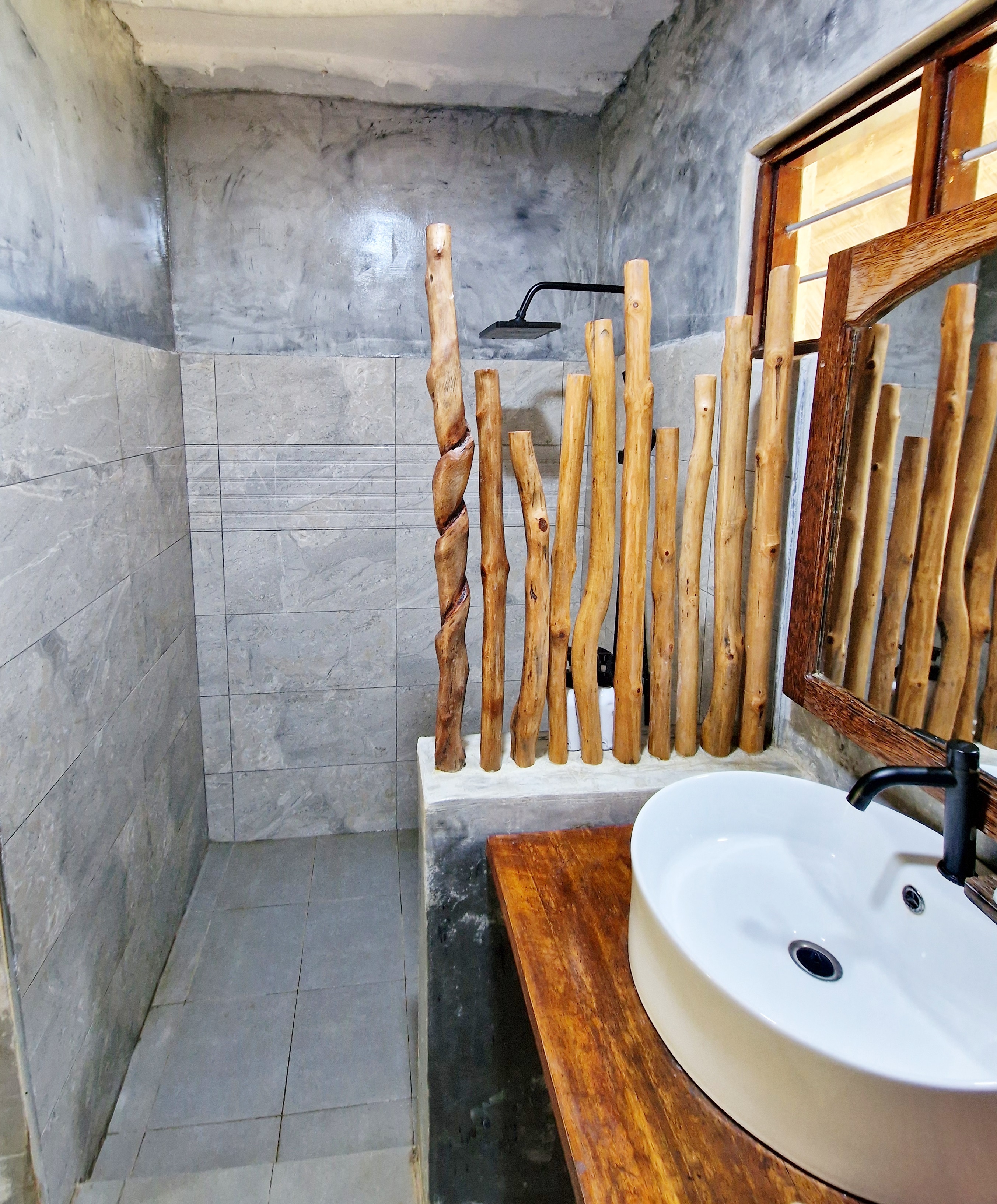 Double Deluxe One Bed