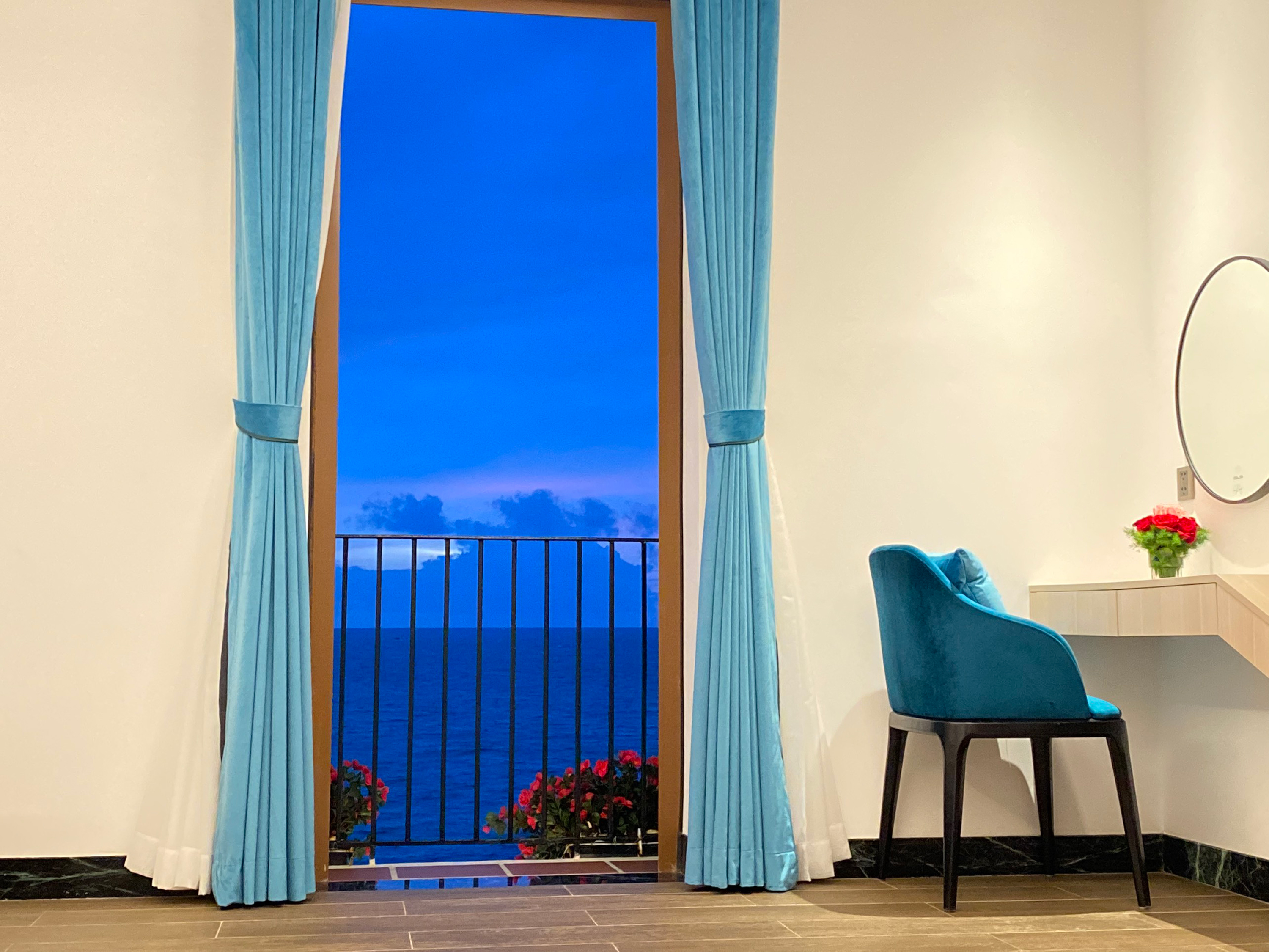 Twin Deluxe Ocean View