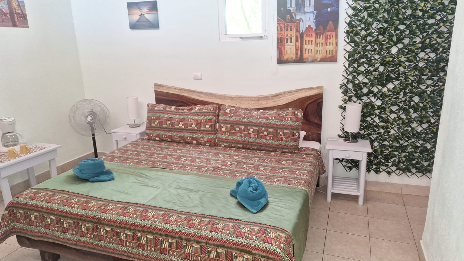 Double Deluxe King Bed