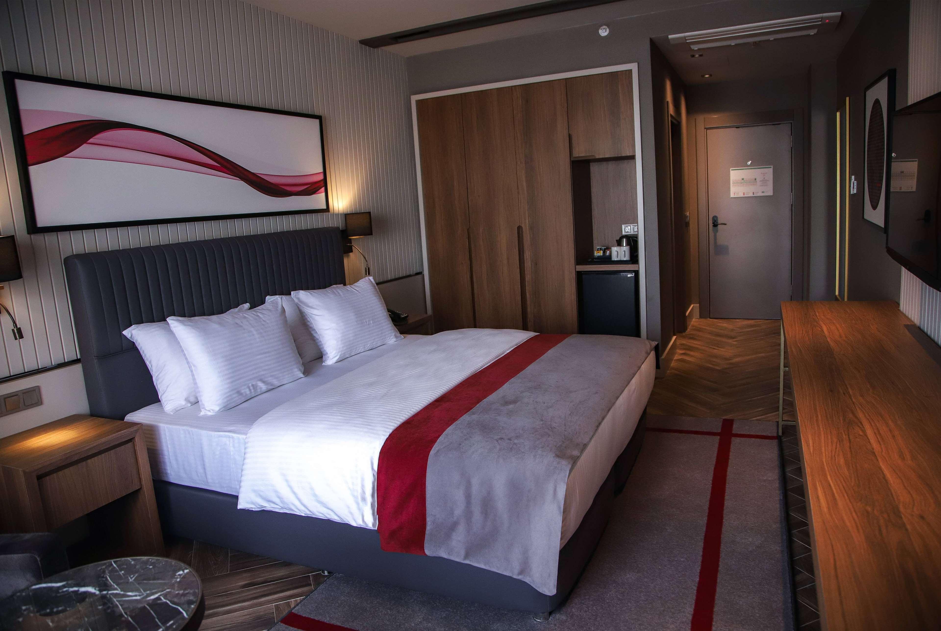 Double Superior Non Smoking