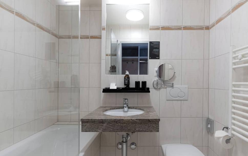 Double Single Superior