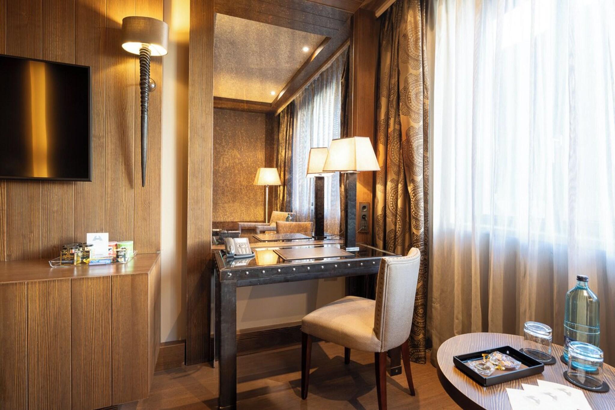 Double Superior Queen Bed