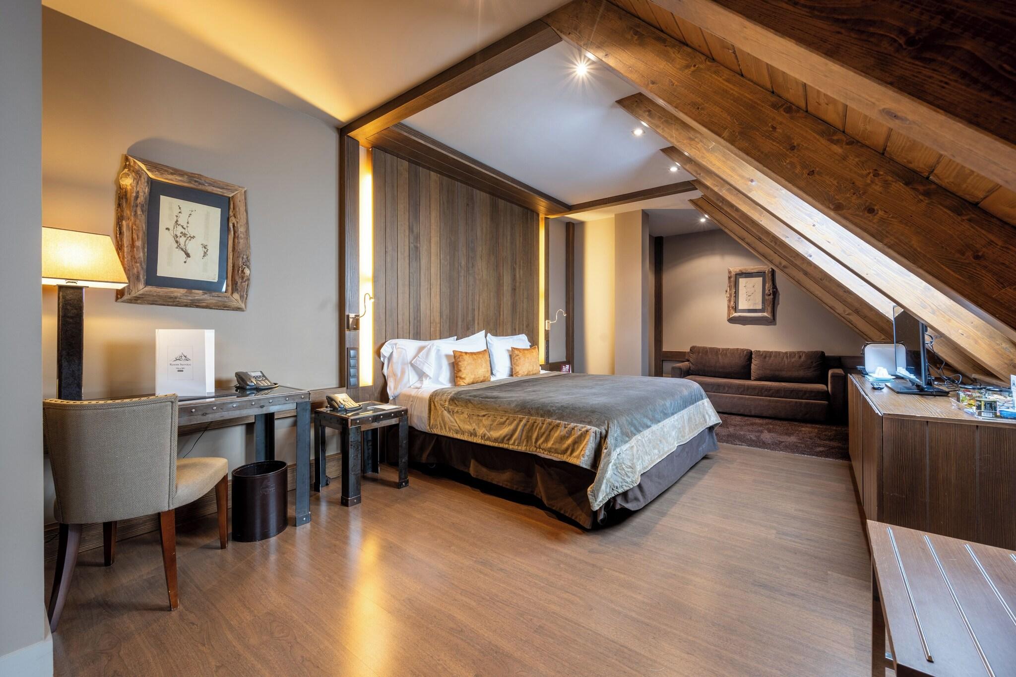 Double Superior Queen Bed