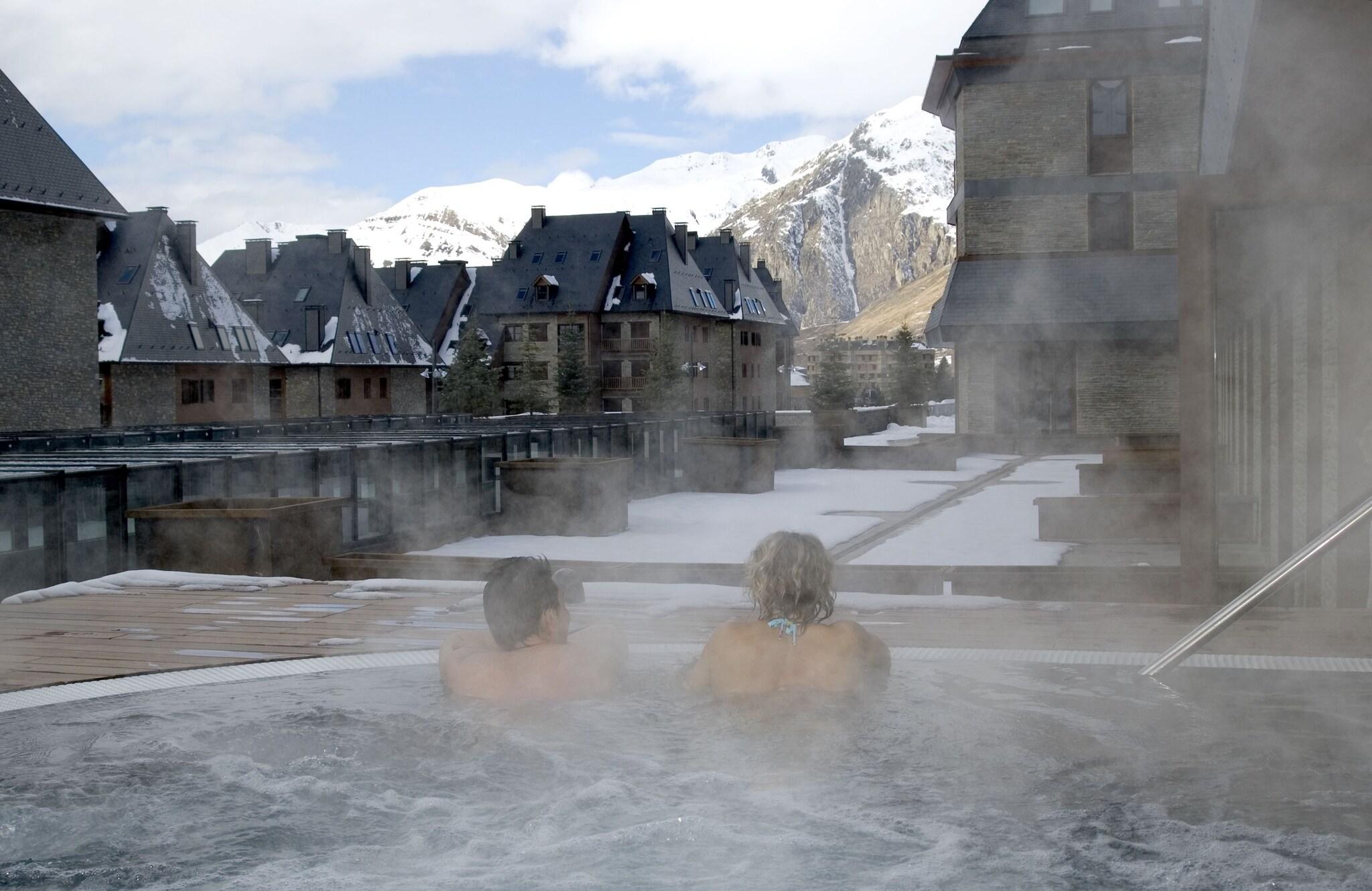 Suite Queen Size Bed