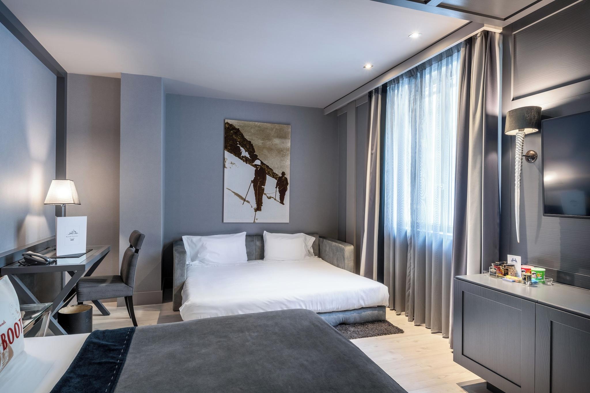 Quadruple Superior Queen Bed