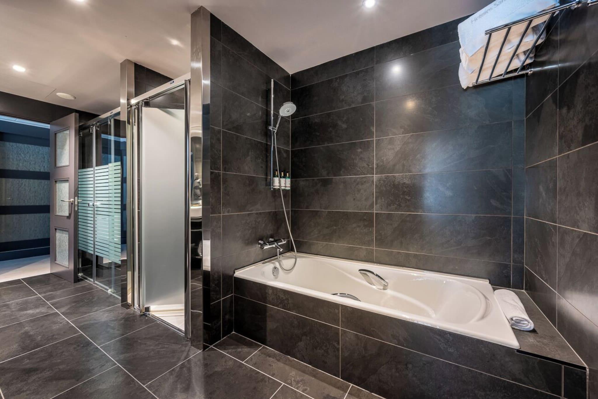 Suite with Double Bed