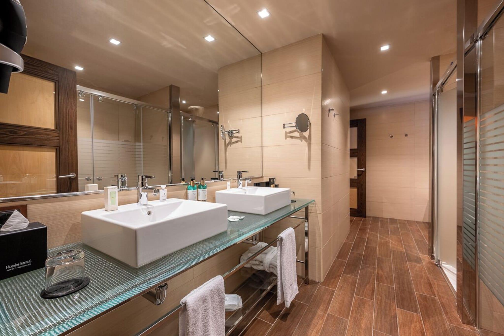 Suite with Double Bed