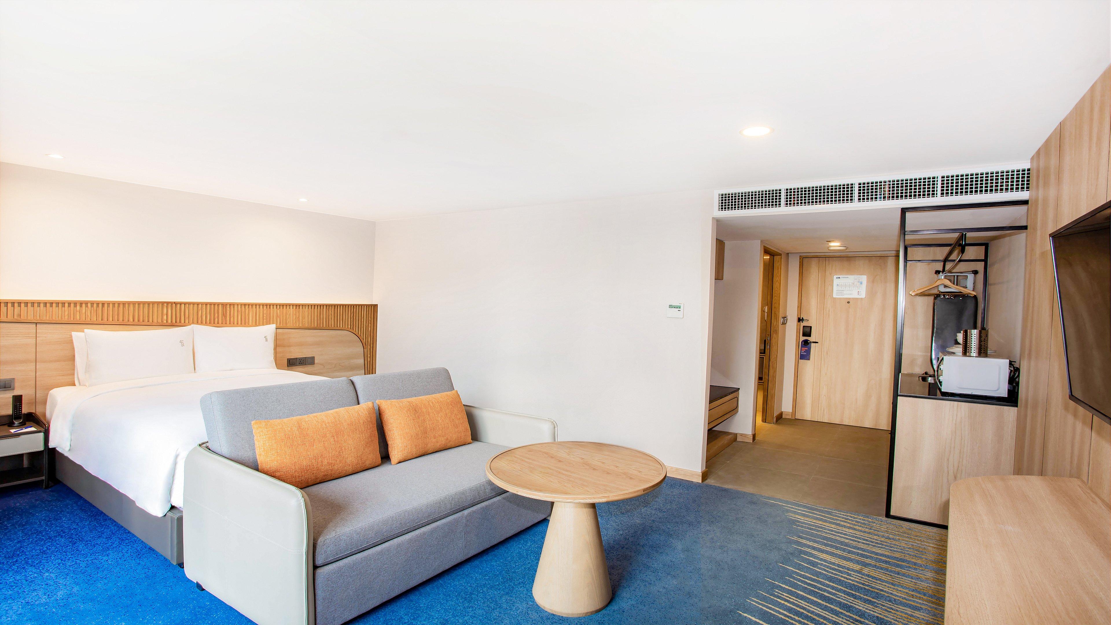 Suite with Kitchenette