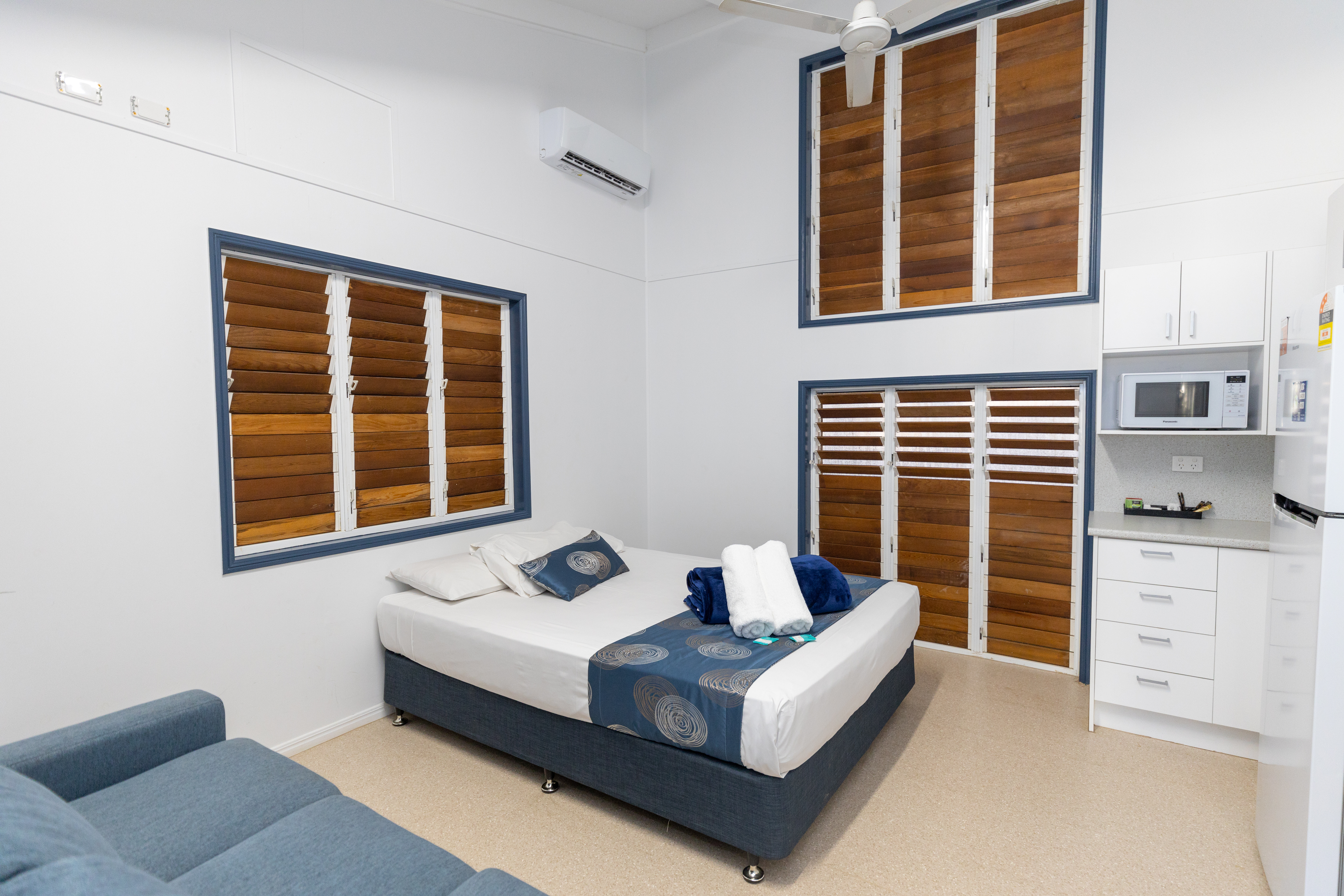 Studio Queen Size Bed