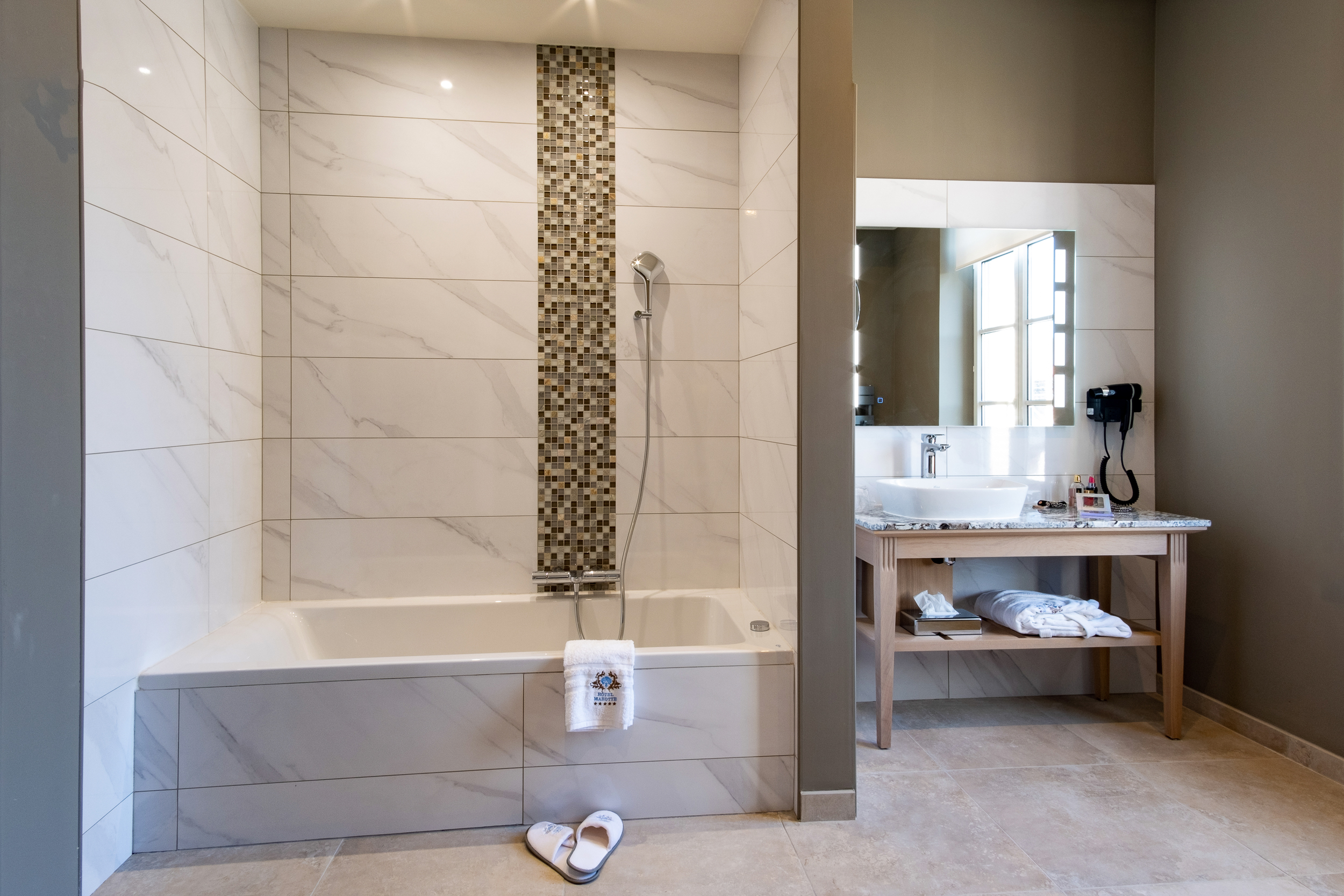 Double or Twin Deluxe