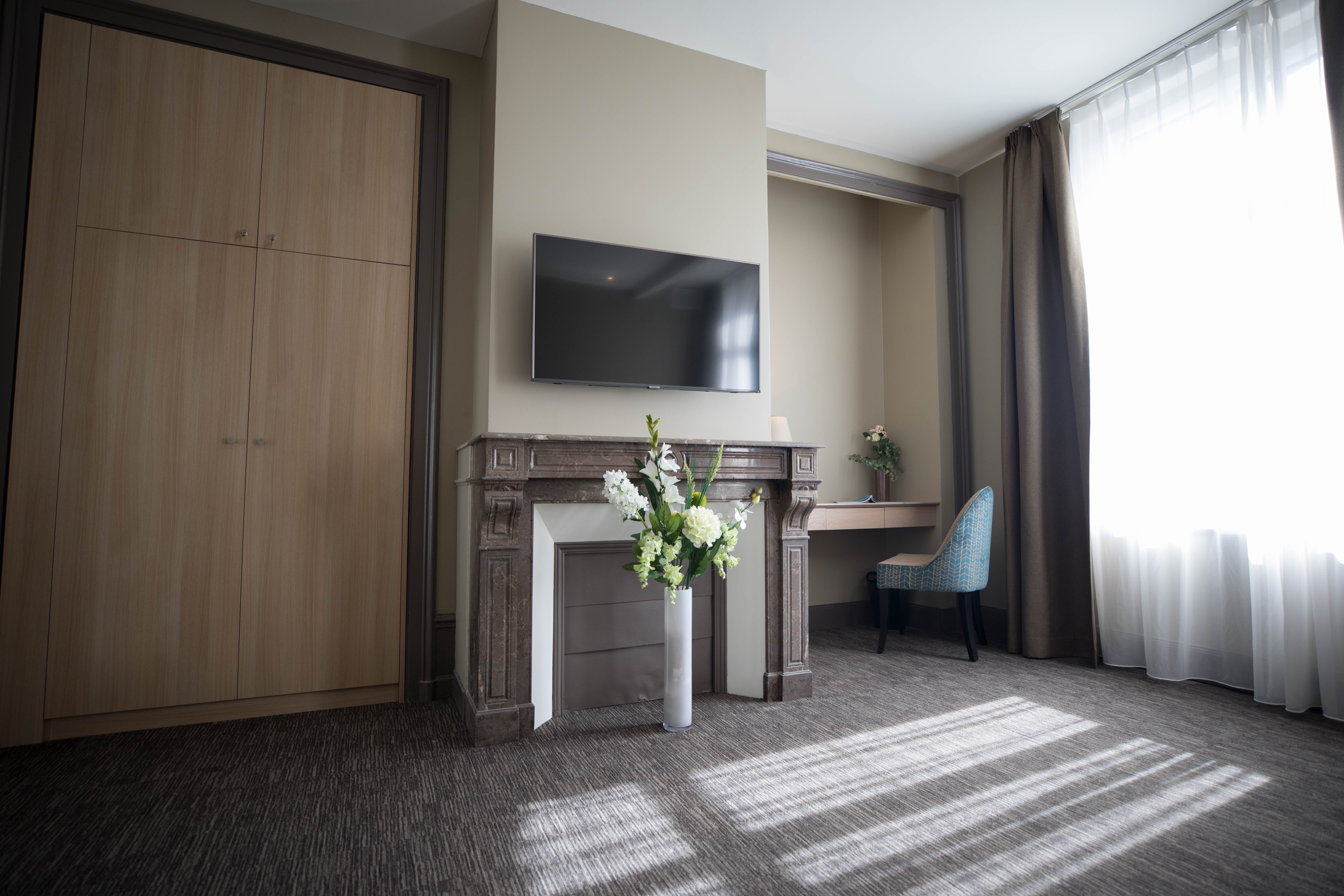 Double or Twin Standard