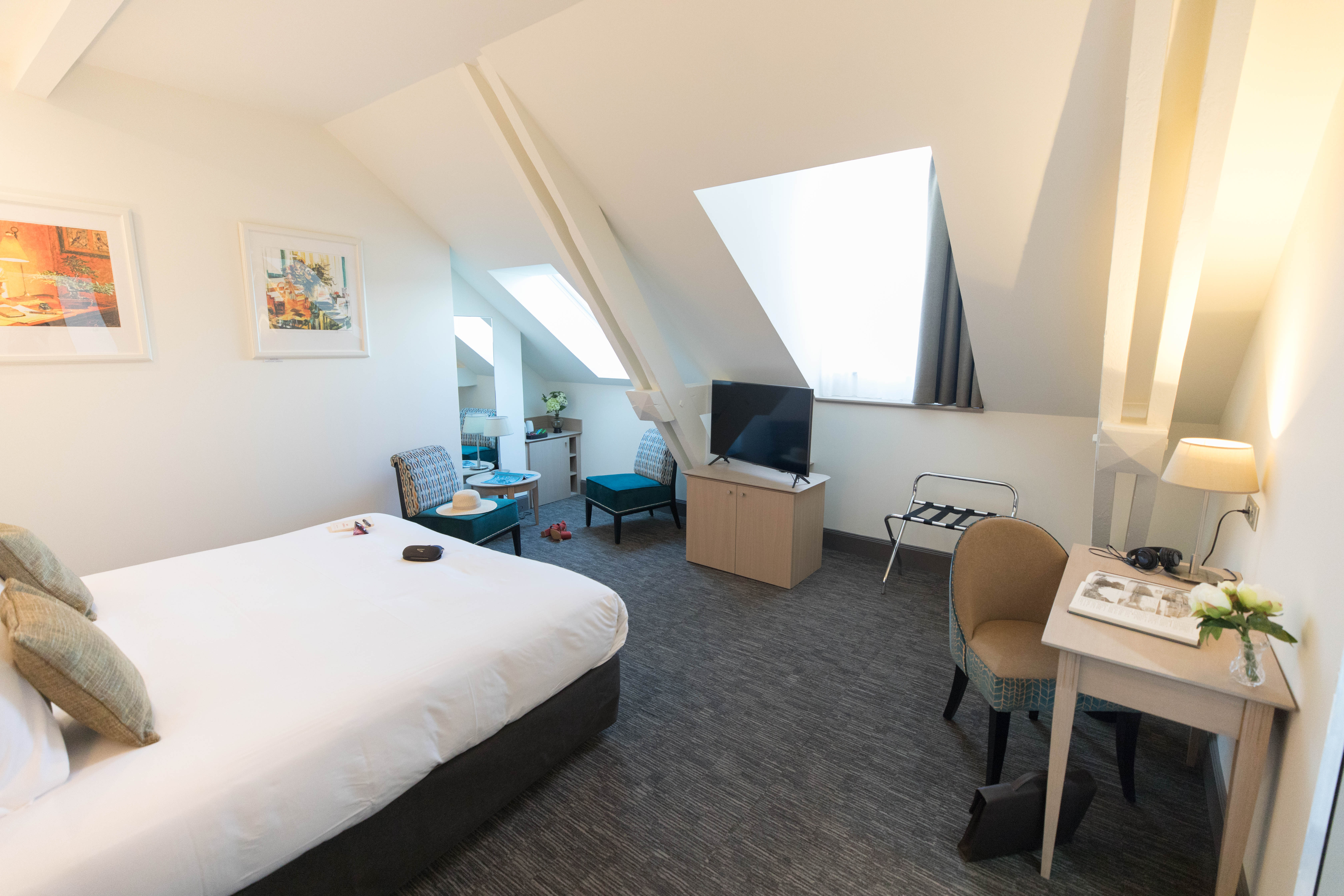 Double or Twin Standard