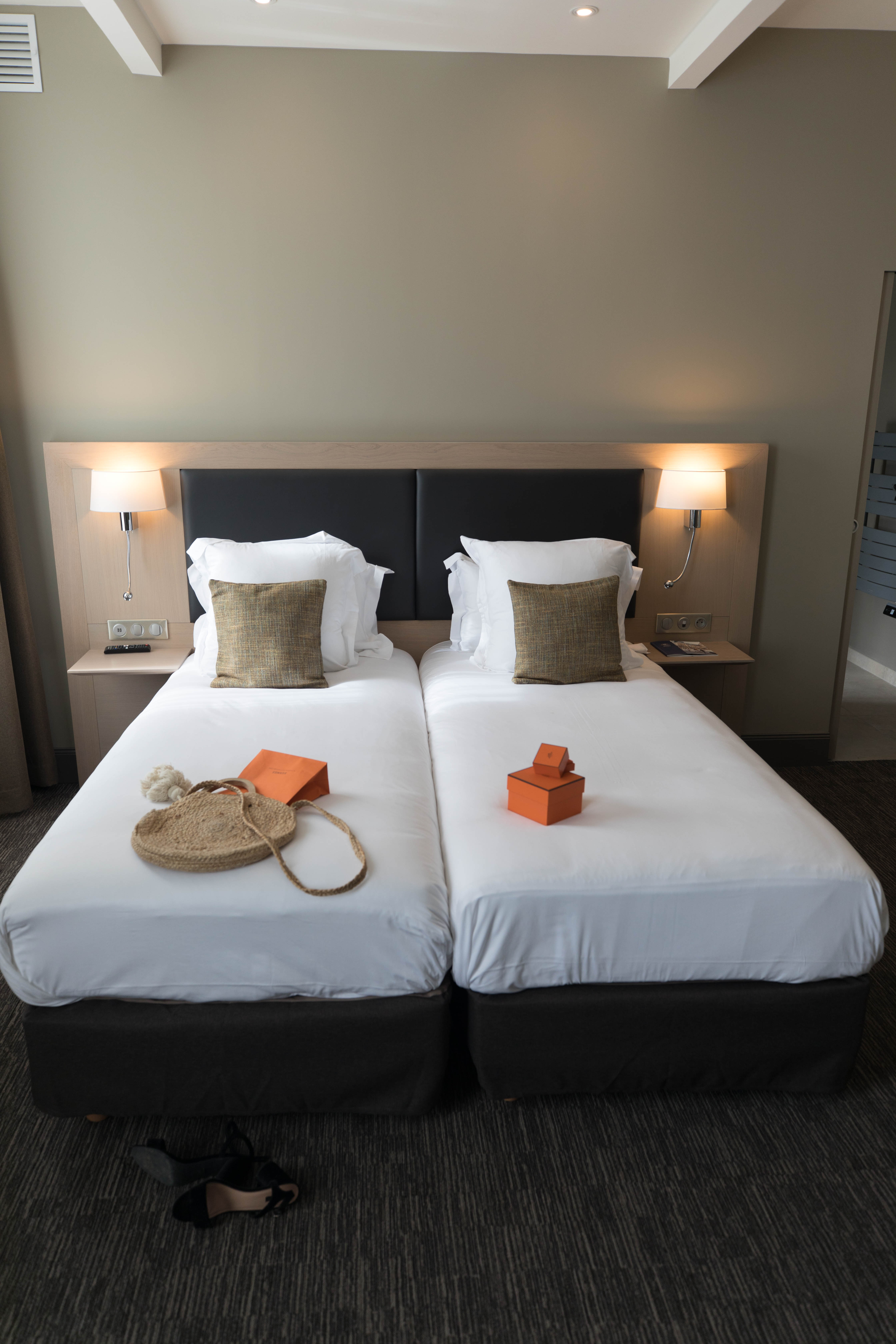 Double or Twin Standard