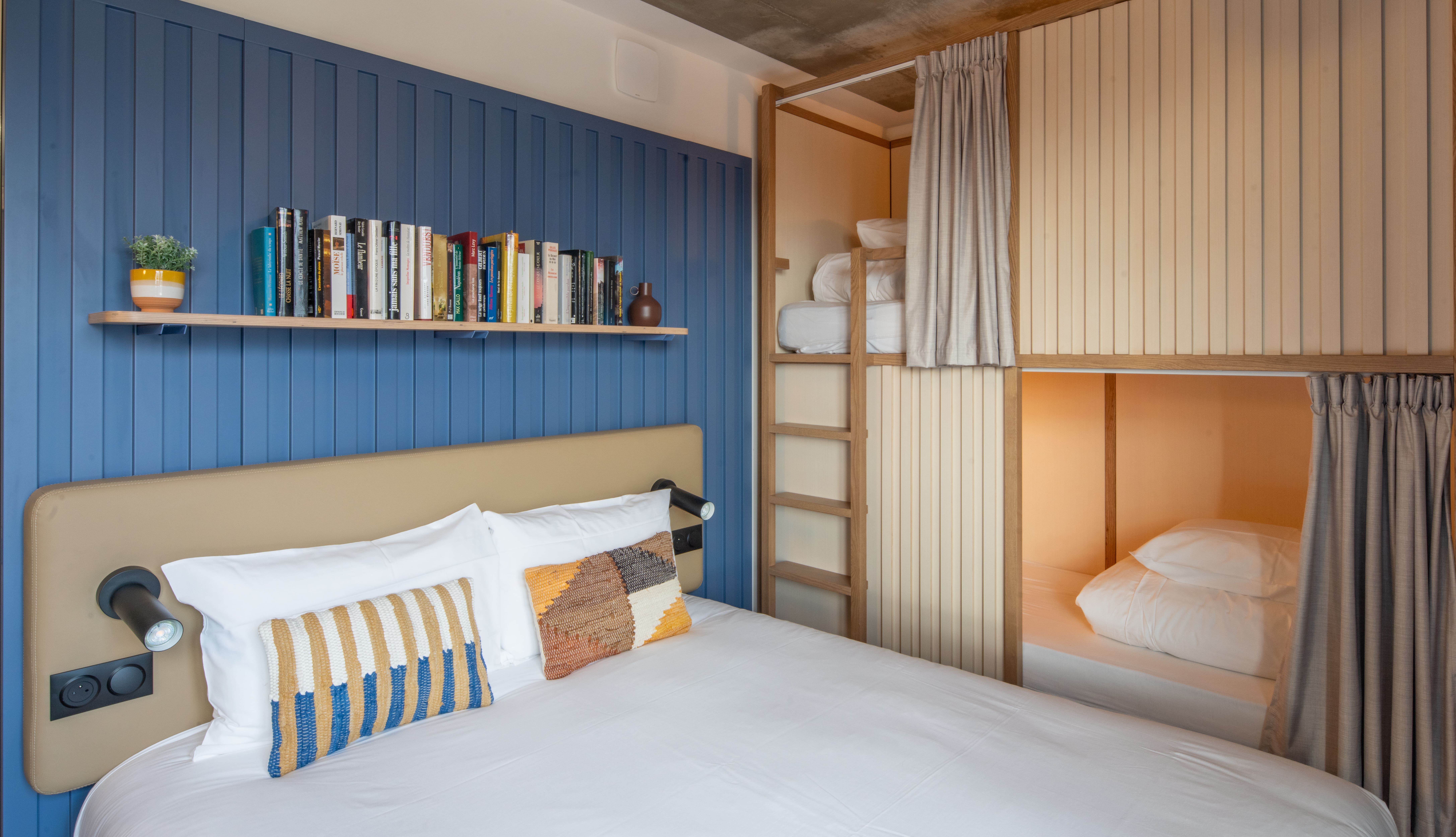 Family Room Capacity 4