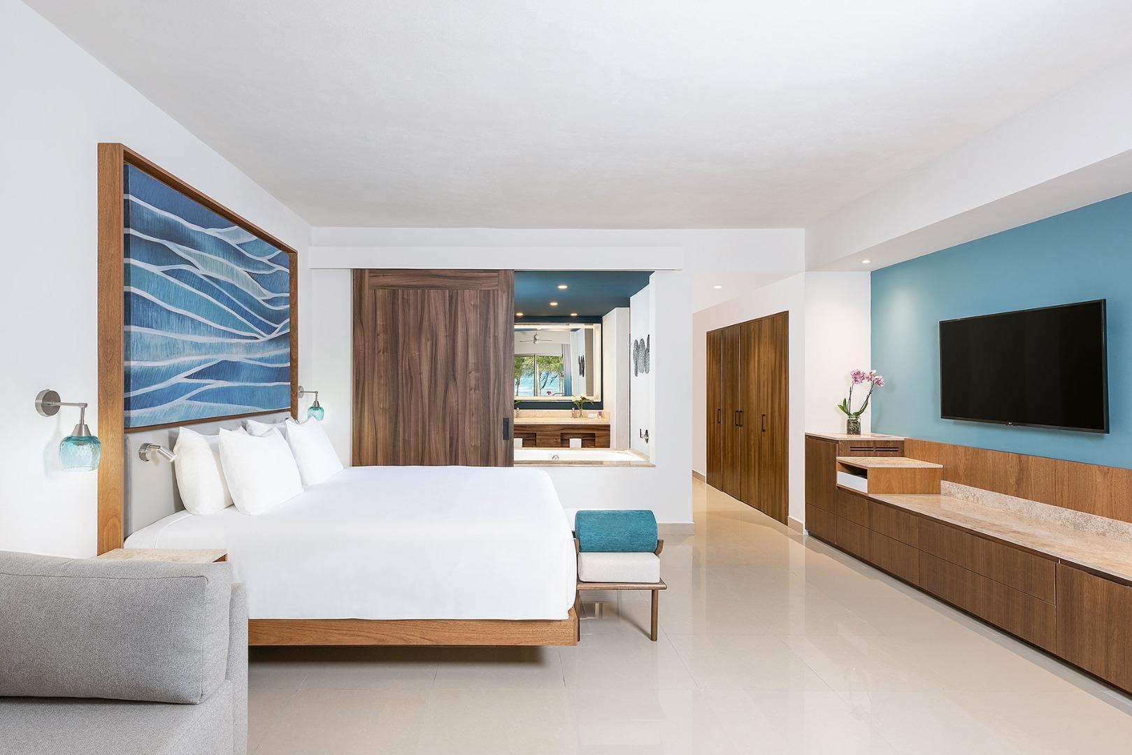 Junior Suite Pool View