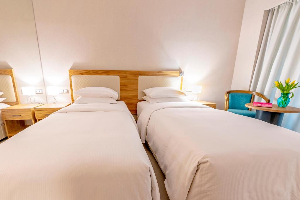 Family Room Connecting Room