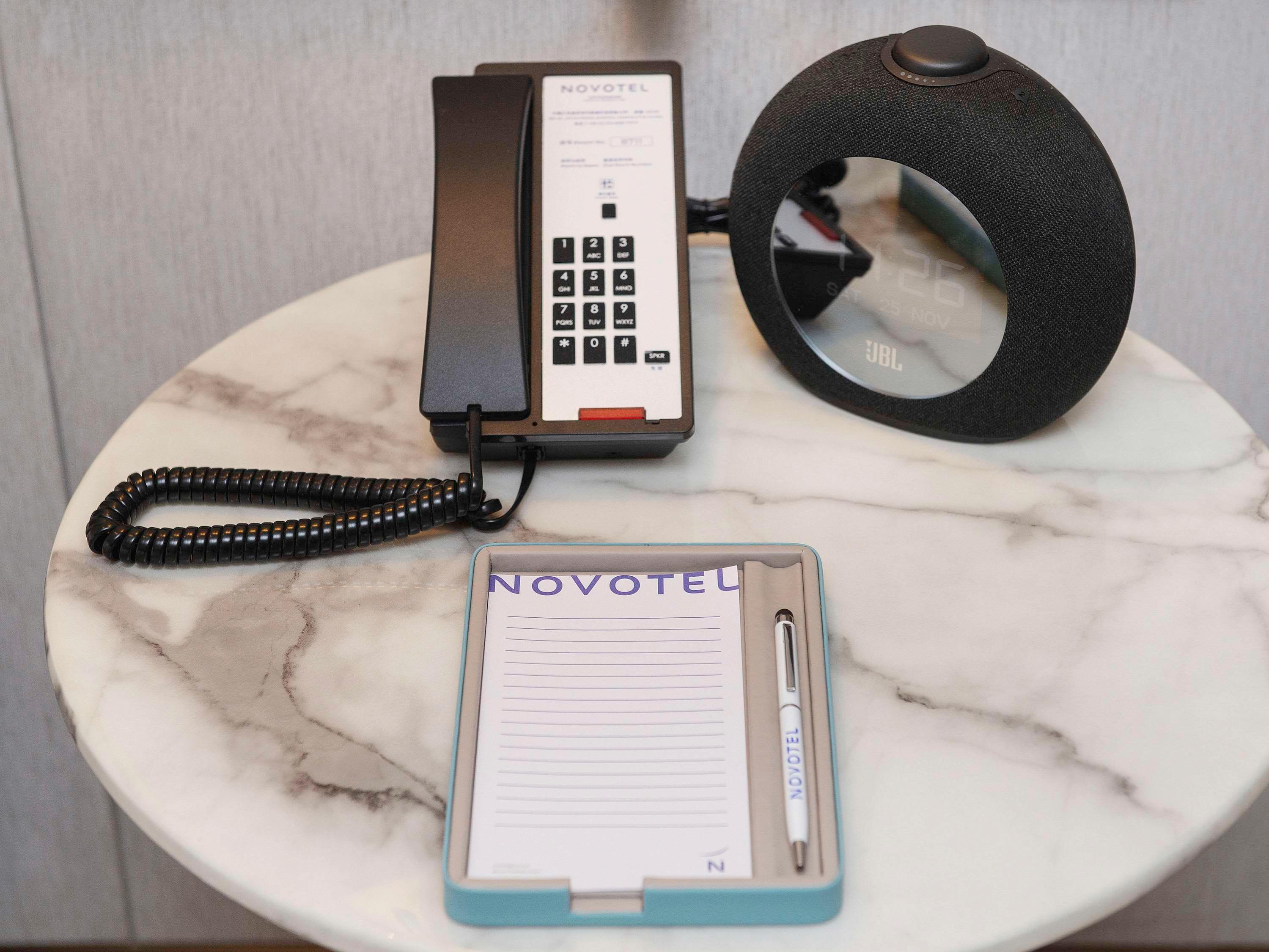 Suite Deluxe King Bed