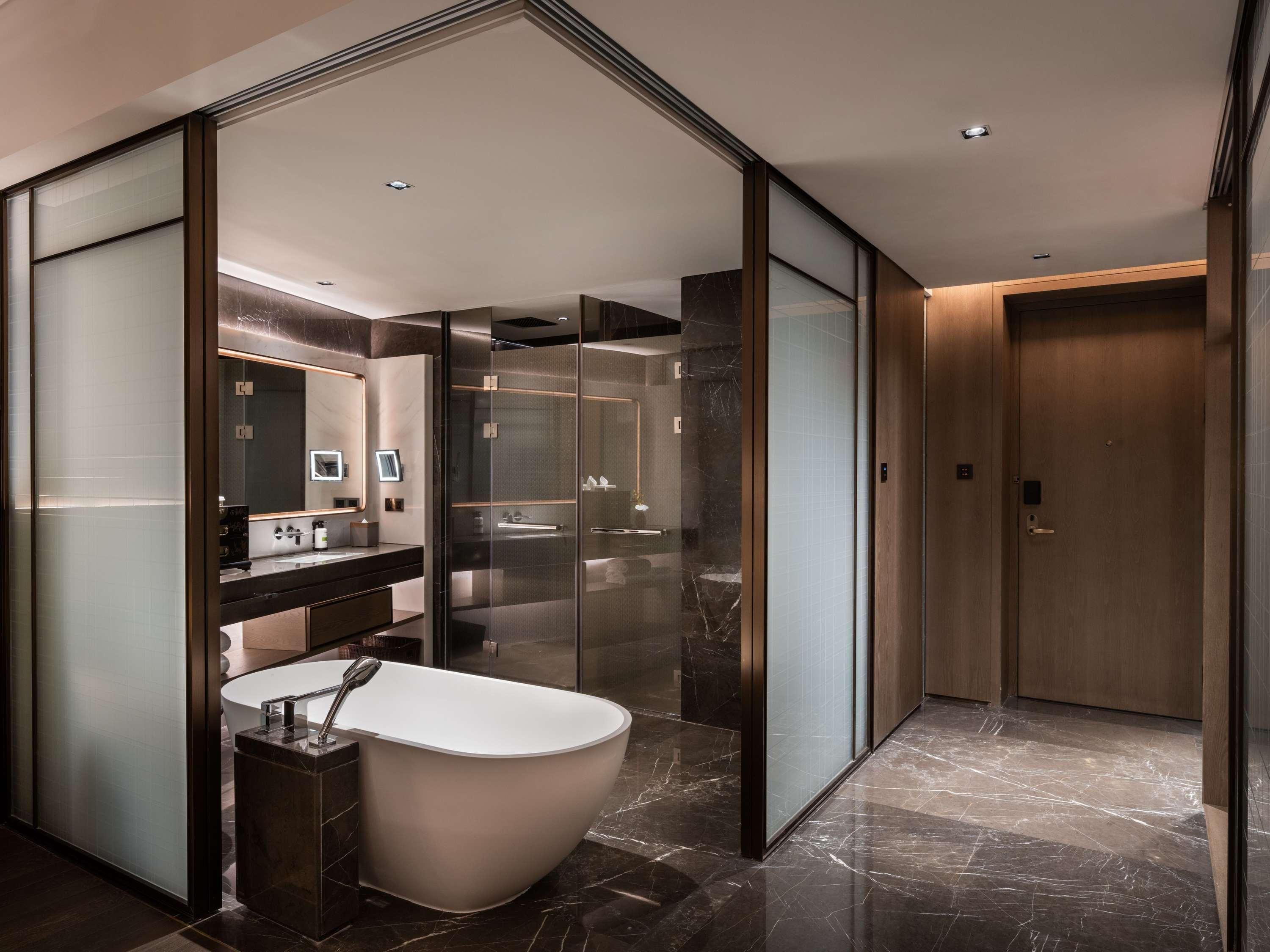 Twin Superior City View