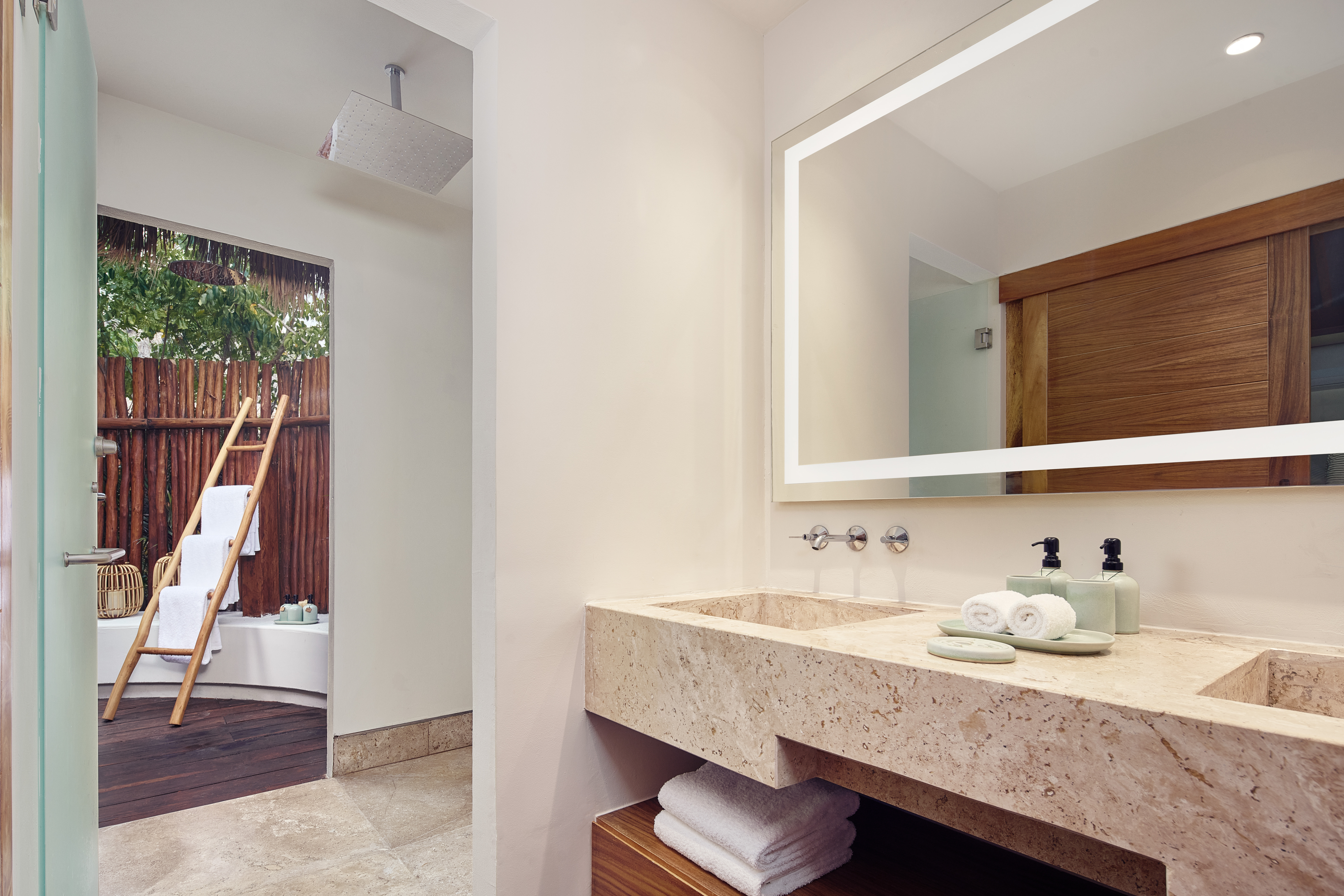 Bungalow Beach Front