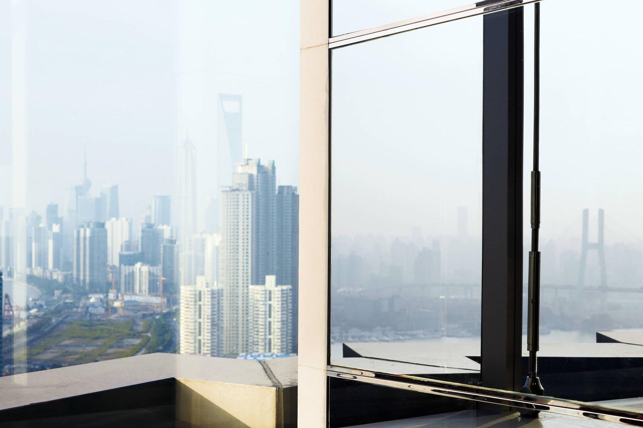 Double Executive King Bed