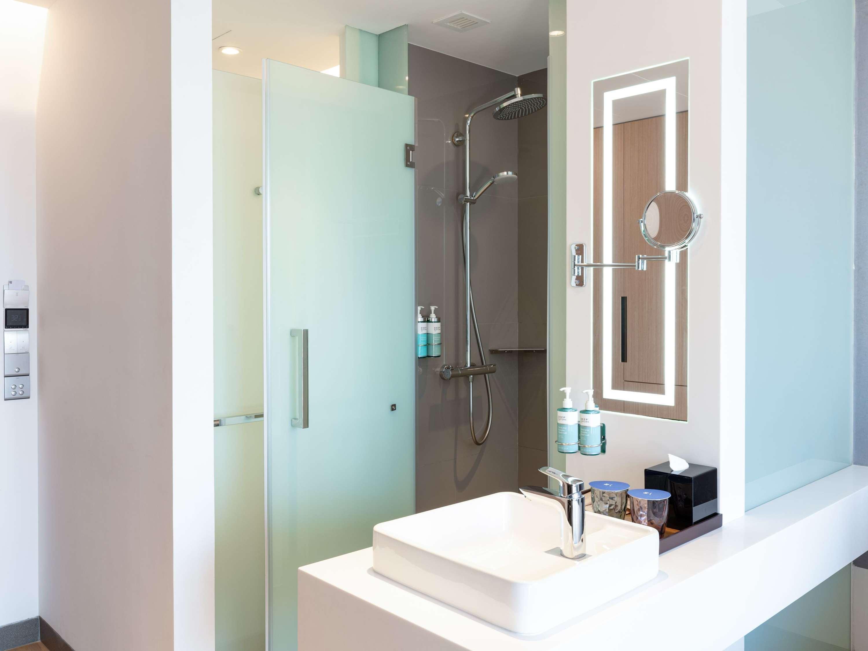 Double Executive King Bed