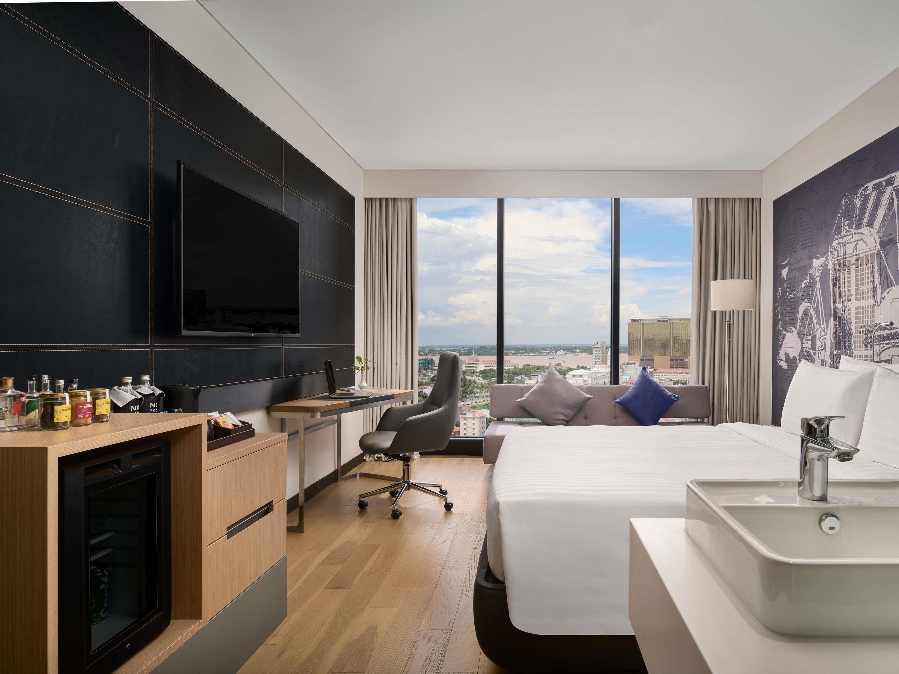 Double Superior River View