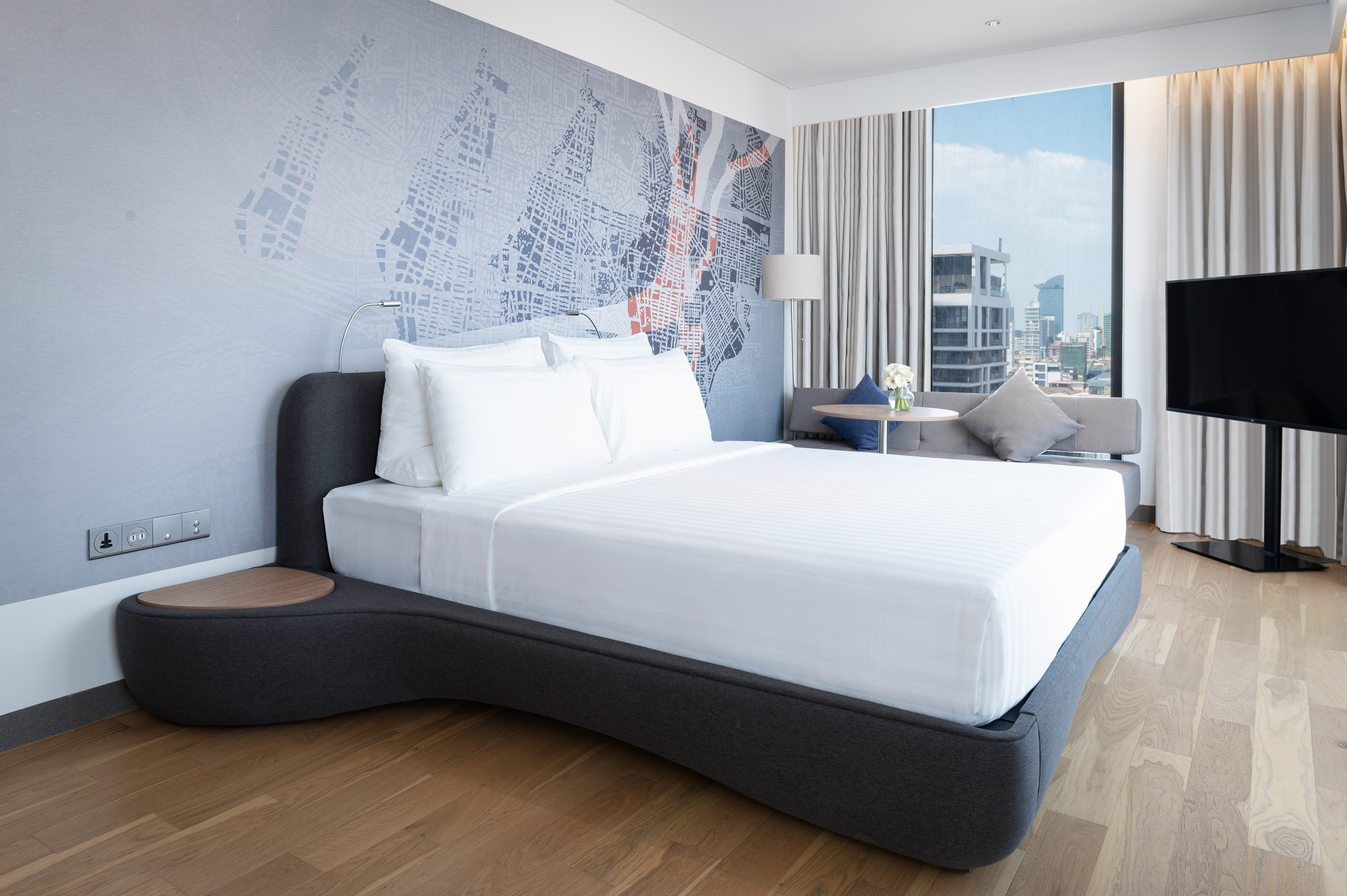 Double Deluxe King Bed