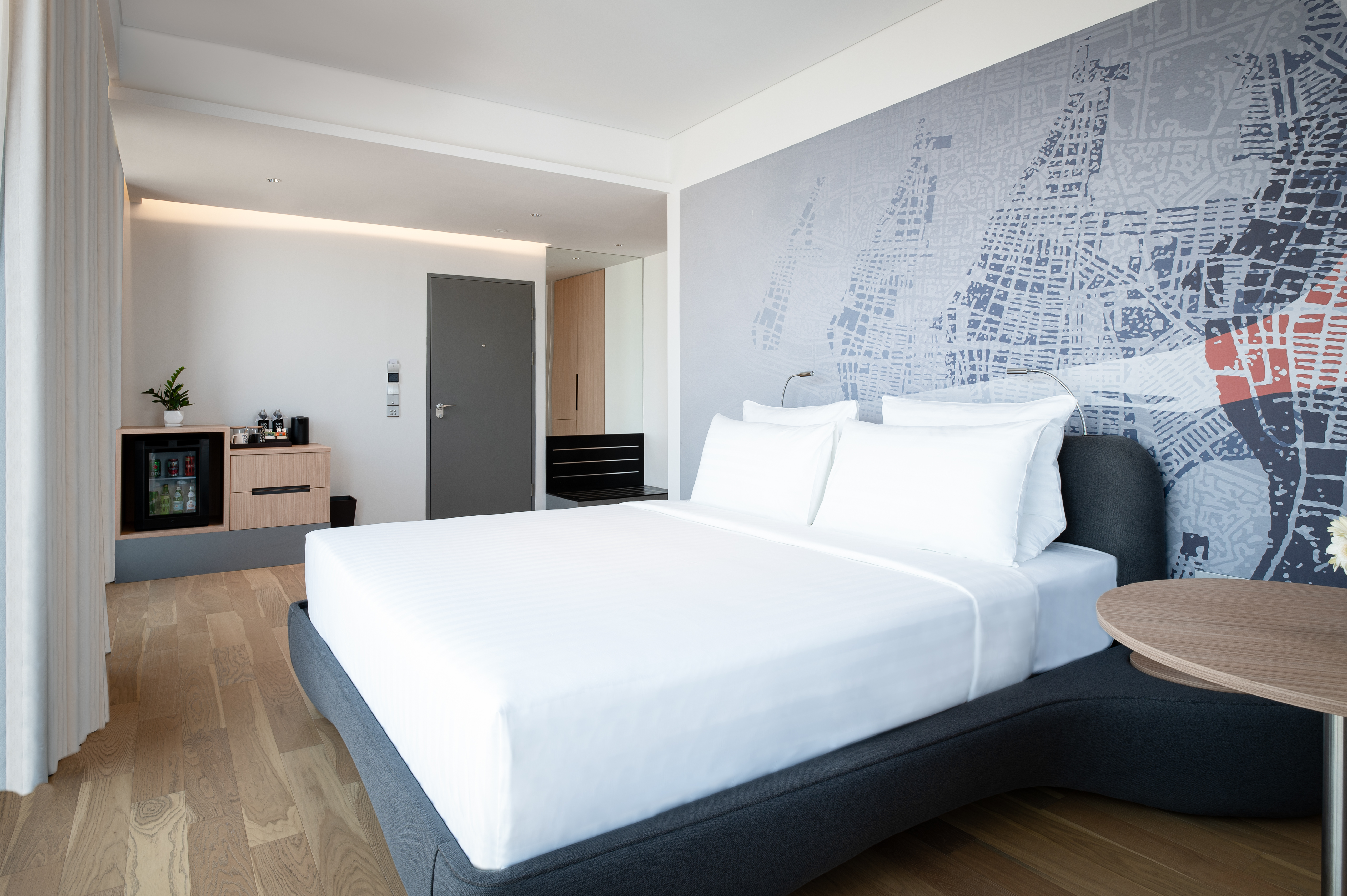 Double Deluxe King Bed