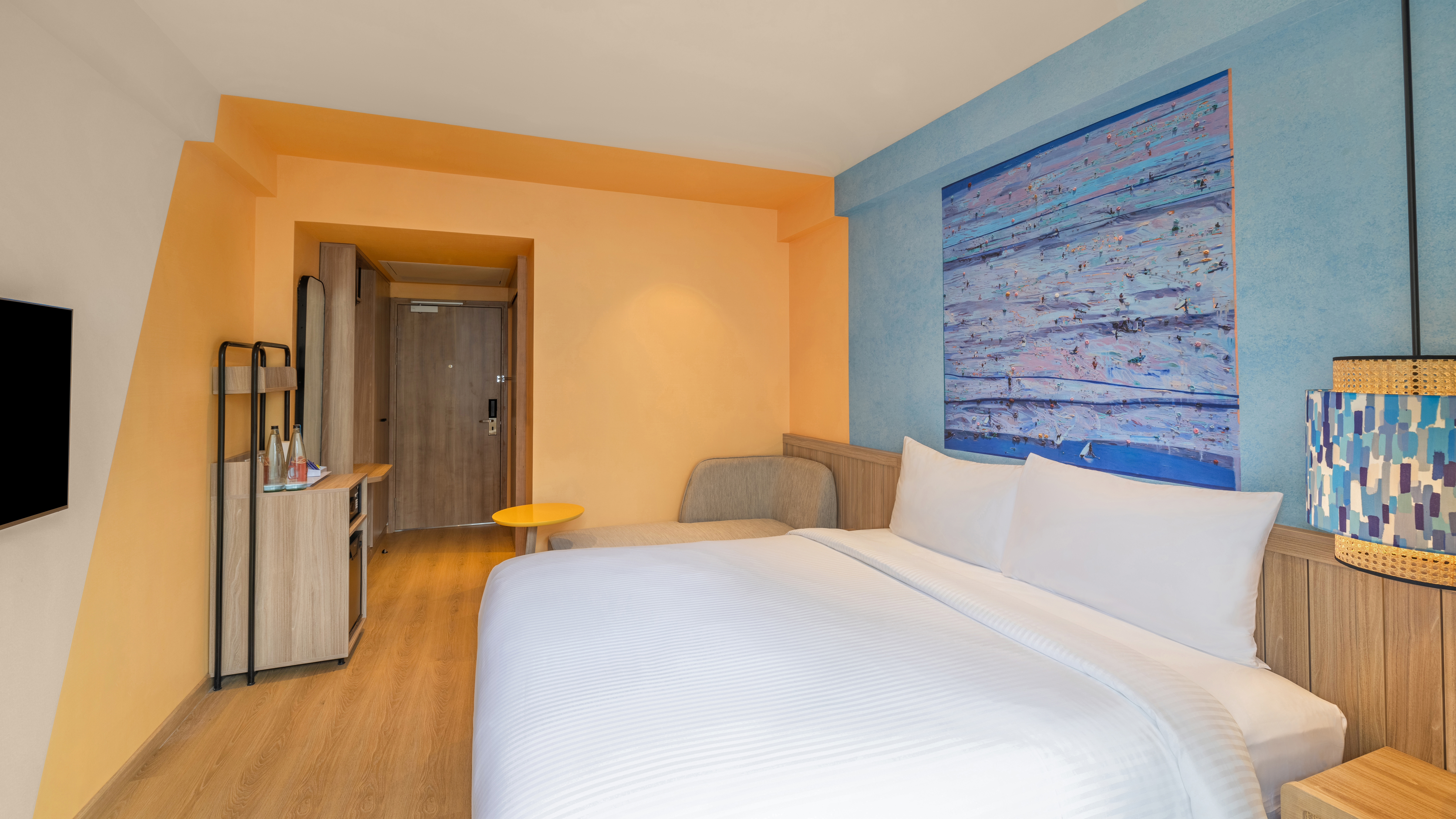 Double Queen Size Bed