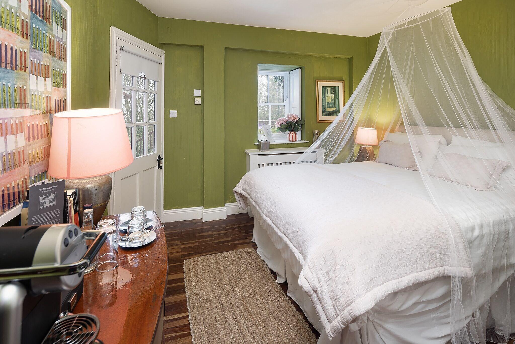 Double Queen Size Bed