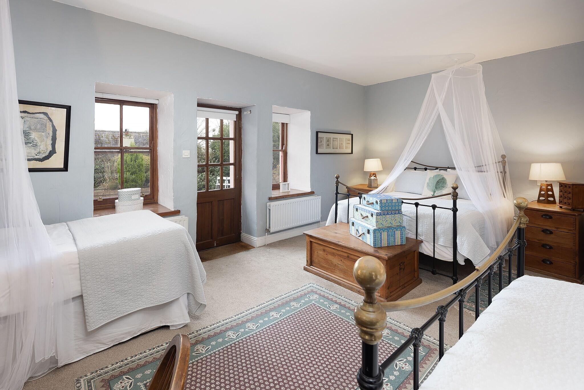 Family Room Three Beds