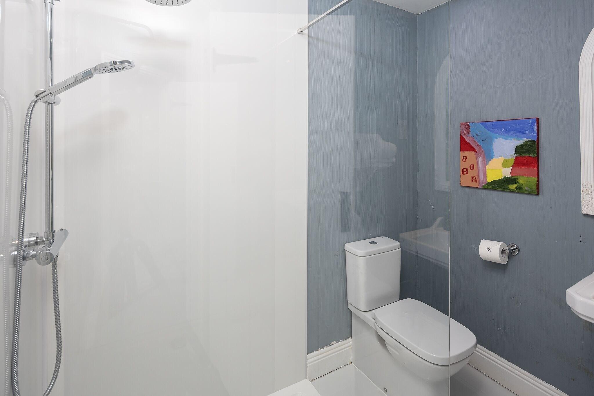 Double Queen Size Bed