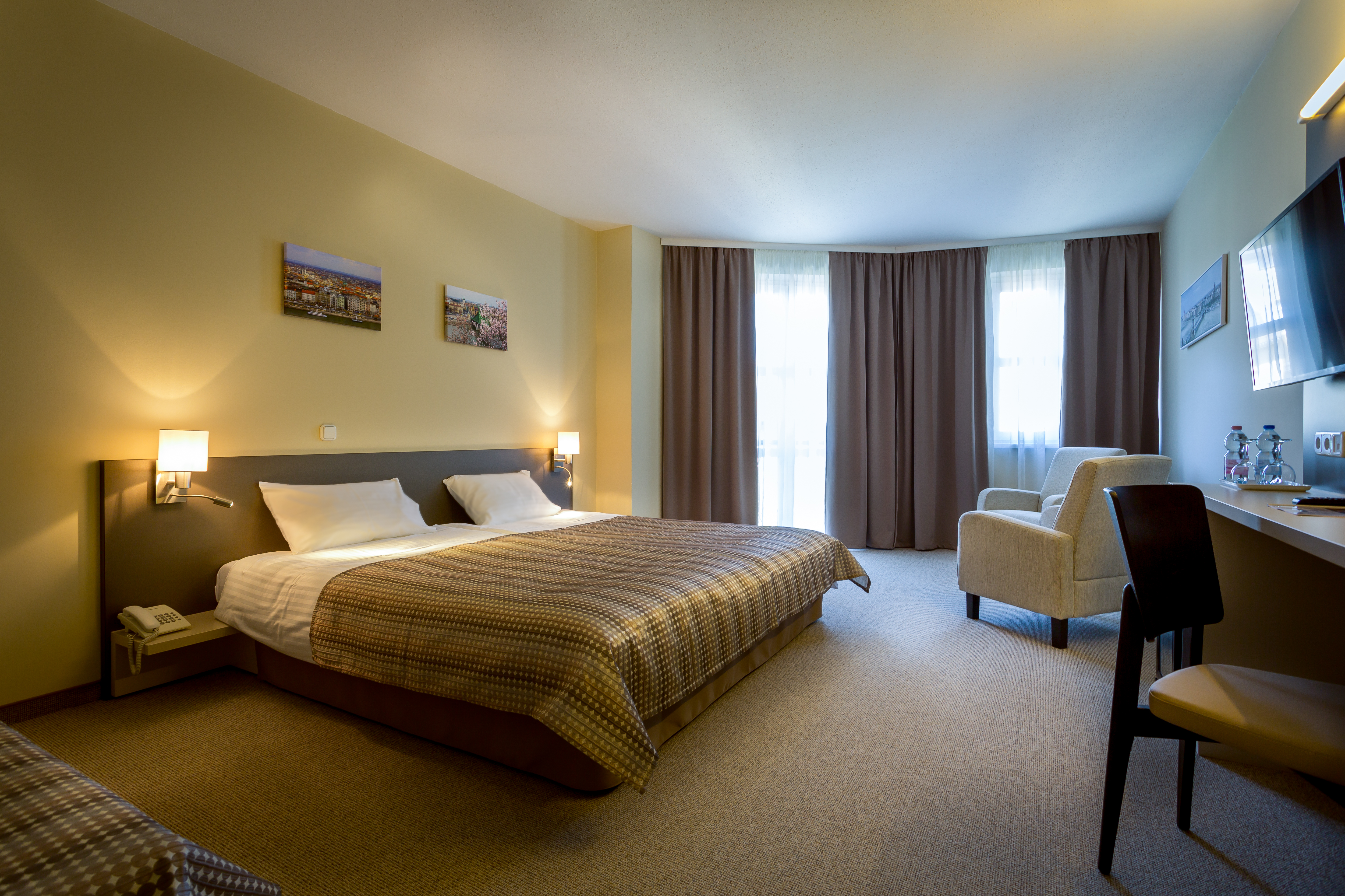 Double or Twin Superior