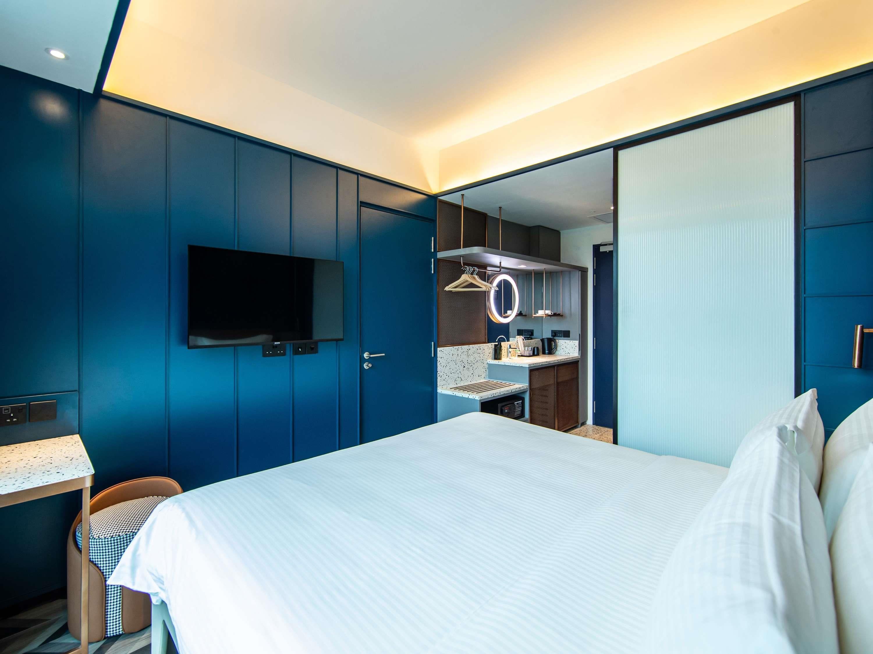 Double Superior with Double Bed